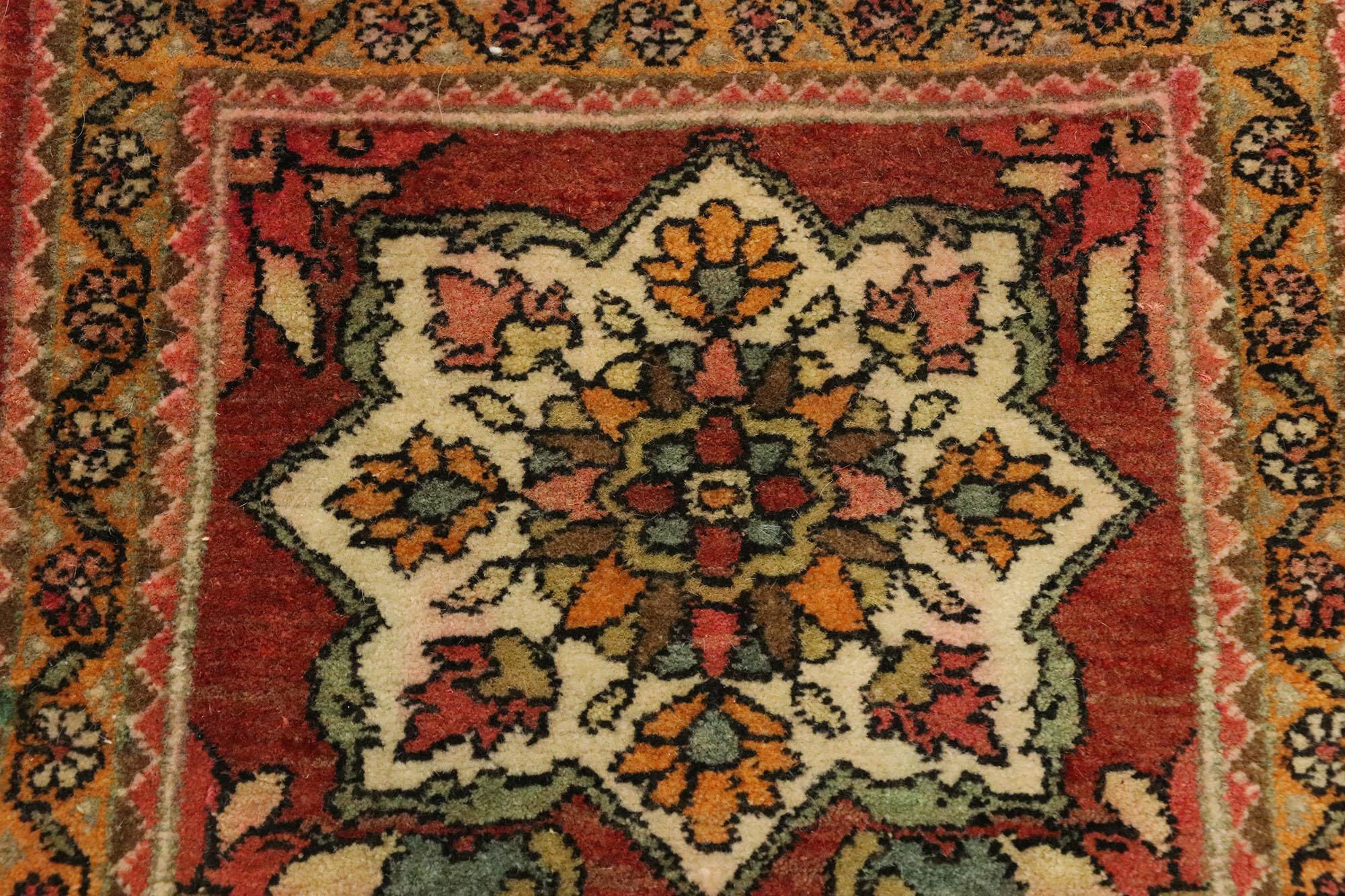 Antiker persischer Semnan-Teppich (Persisch) im Angebot