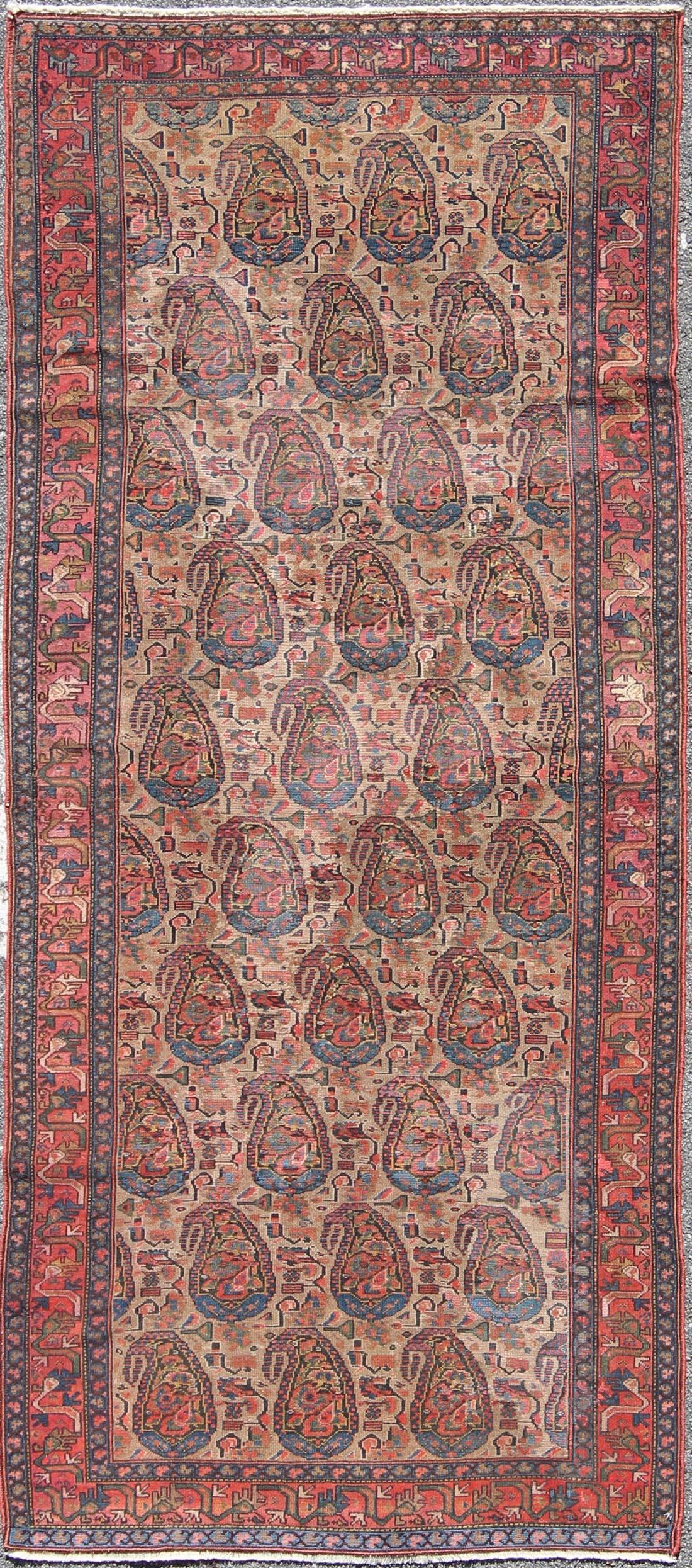Tapis persan ancien Seneh Malayer avec grand champ à motif cachemire en vente 1
