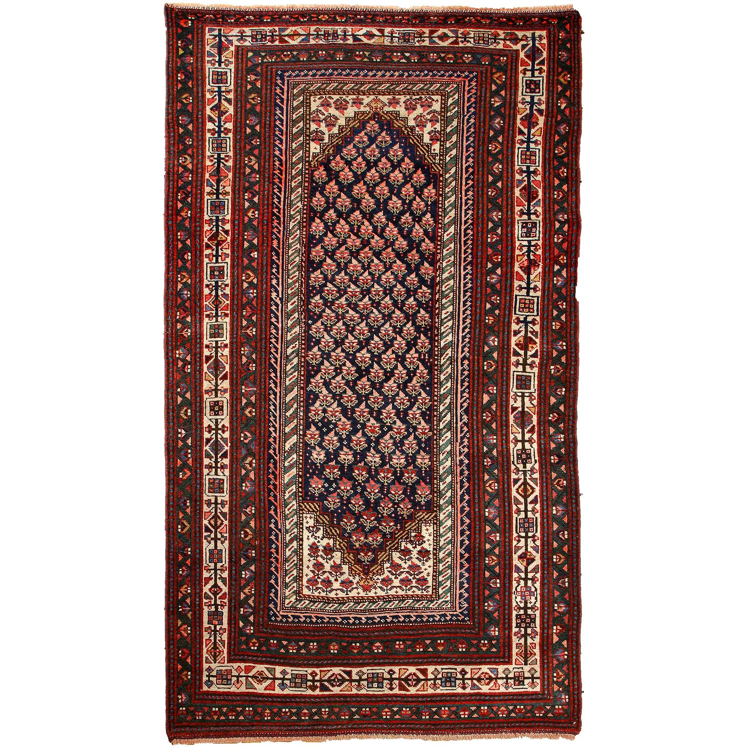 Antique 1900s Wool Persian Senneh Rug, 5' x 9' For Sale