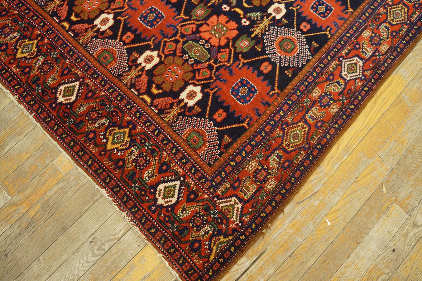 Late 19th Century W. Persian Senneh Carpet ( 4' 5'' x 6' 5'' - 135 x 196 ) For Sale 5