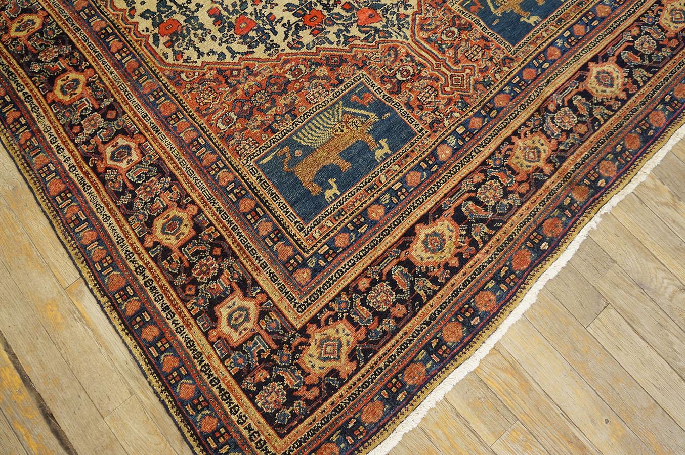 Hand-Knotted  19th Century W. Persian Senneh Carpet ( 4'8'' x 6'6'' - 142 x 198 ) For Sale