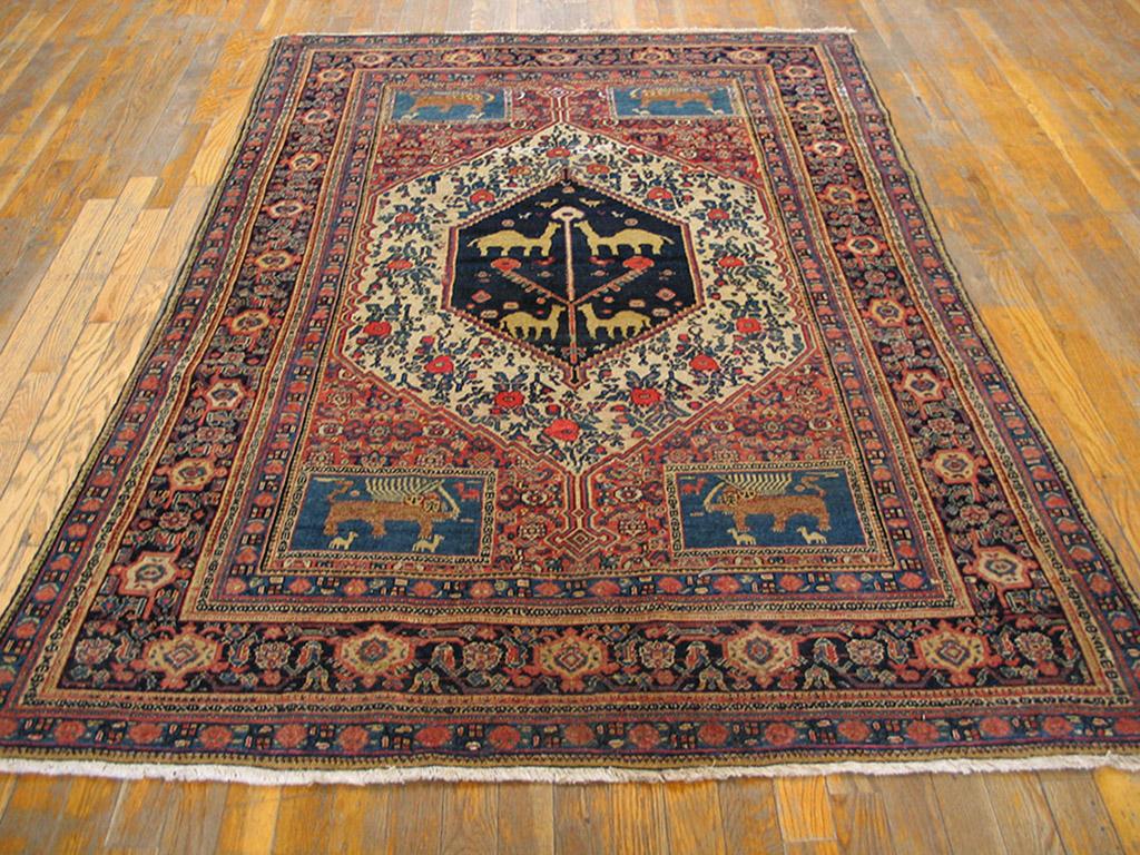 Antique Persian Senneh rug, size: 4'8