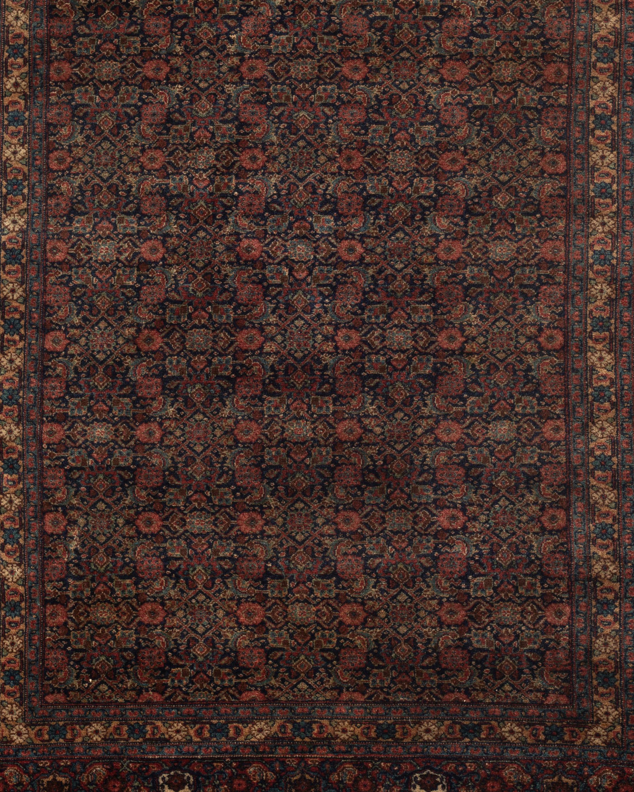 Antiker persischer Senneh-Teppich, um 1900, 1,82 m x 1,83 m (Handgewebt) im Angebot