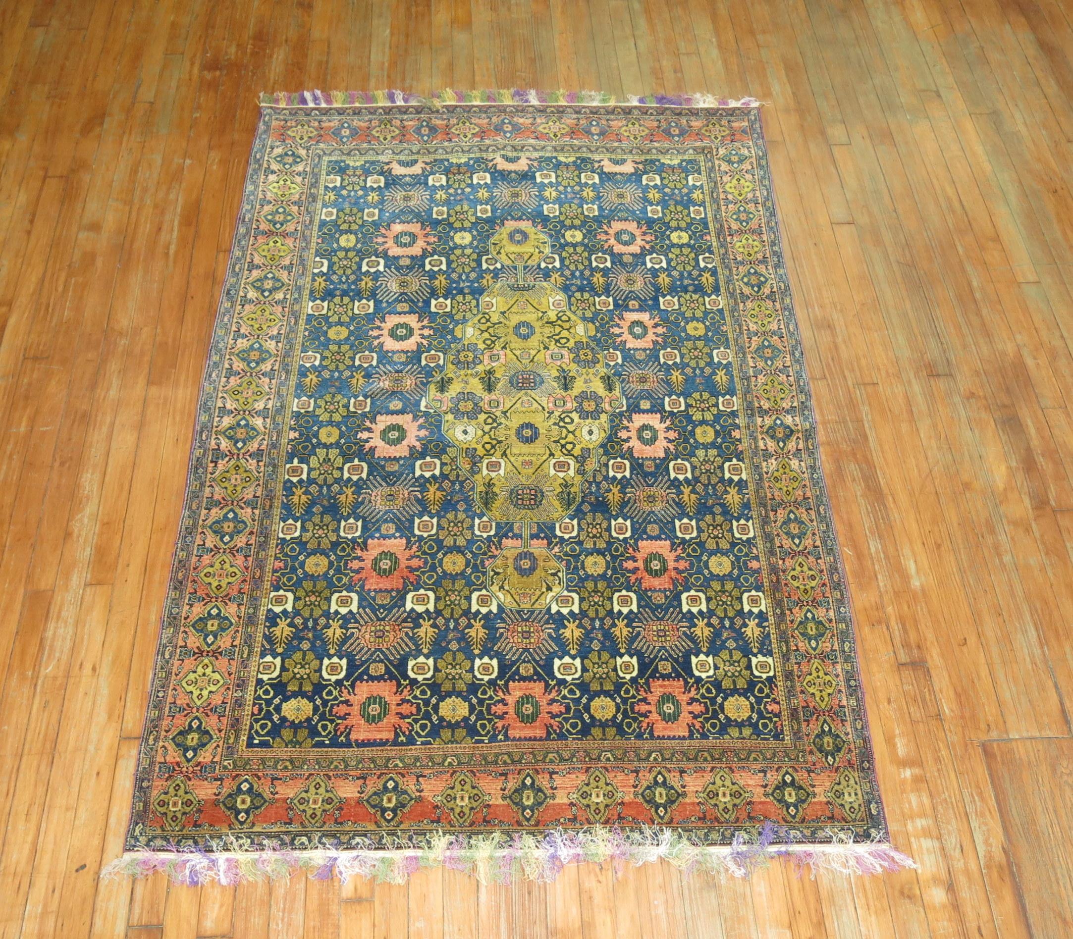 Antiker persischer Senneh-Teppich der Zabihi-Kollektion des 19. Jahrhunderts (Tabriz) im Angebot
