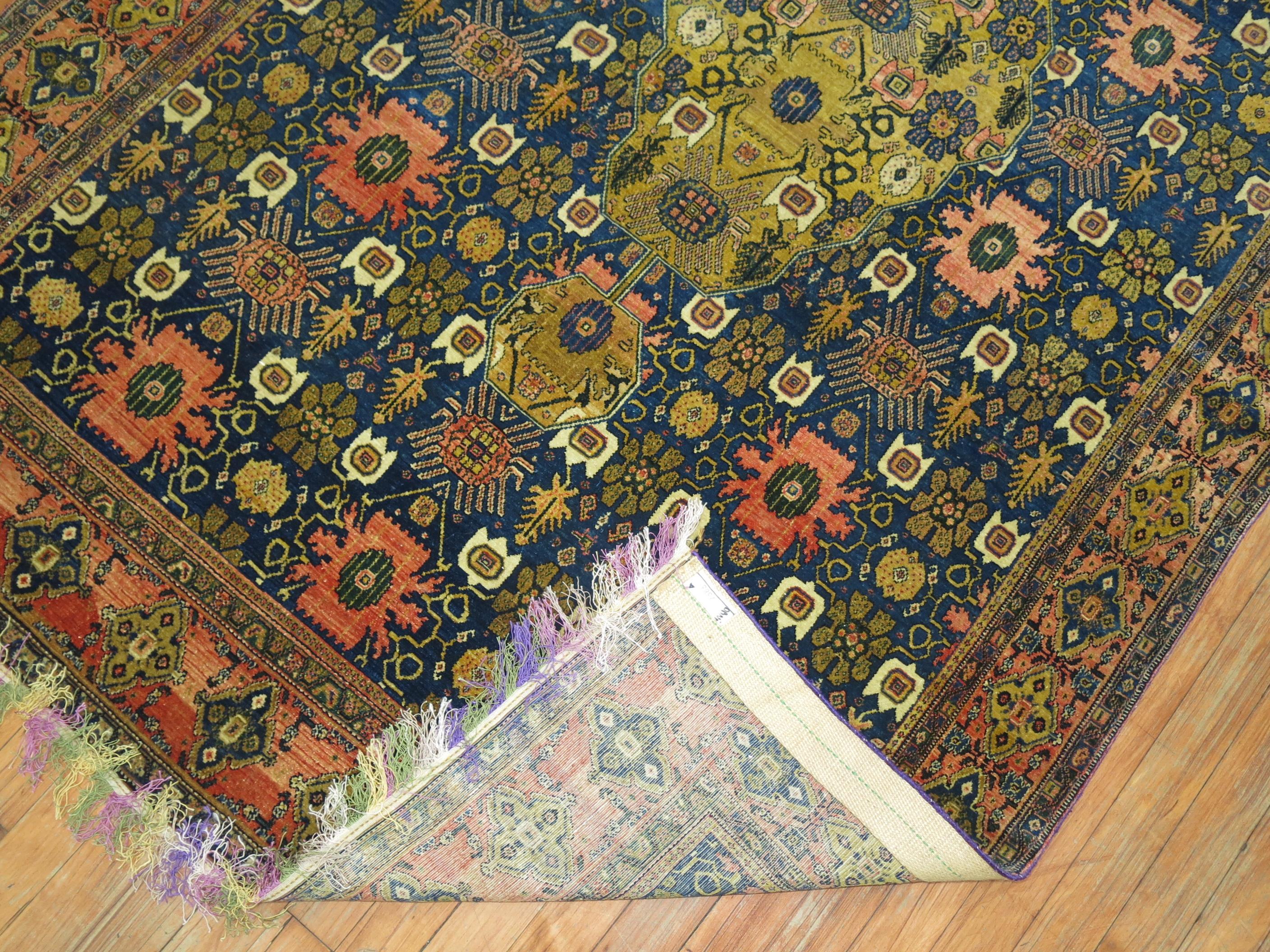Antiker persischer Senneh-Teppich der Zabihi-Kollektion des 19. Jahrhunderts (Handgewebt) im Angebot