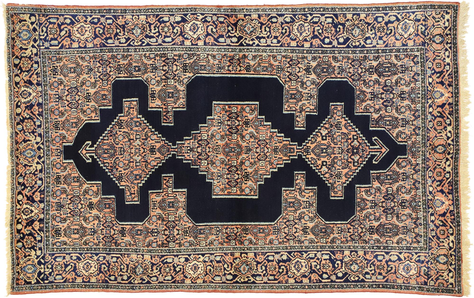 Antique Persian Senneh Rug with Traditional Modern Style For Sale 1