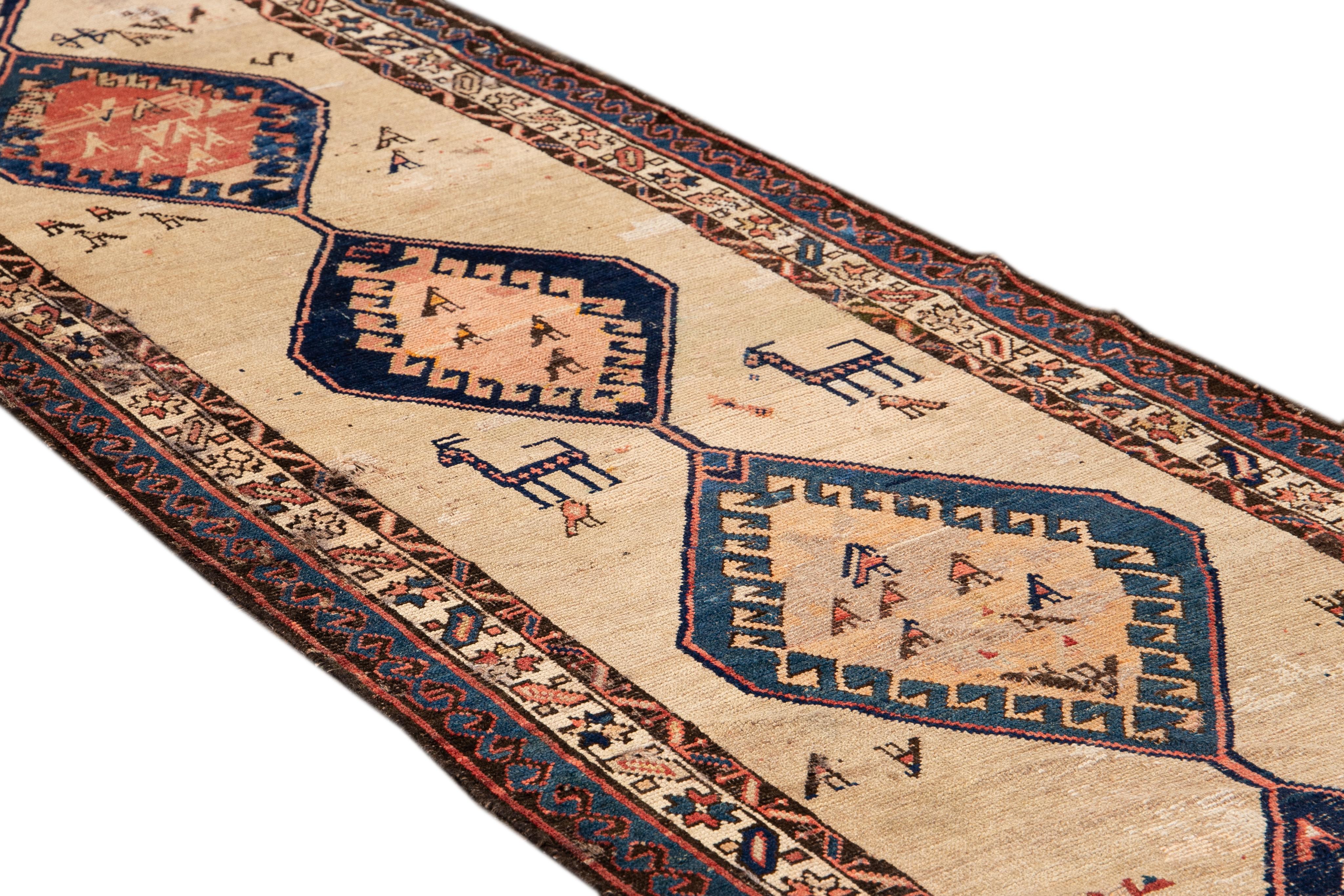 Antique Persian Serab Beige and Blue Handmade Mendallion Wool Rug For Sale 1