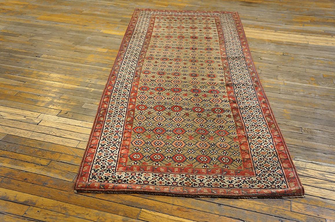 Antique Persian Serab rug. Size: 3'4