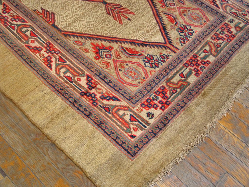Tapis serab en poils de chameau de la Perse du début du 20e siècle
3'6