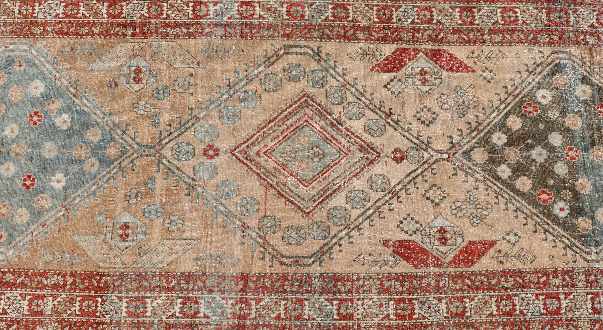 Antique Persian Serab Runner with Geometric Medallion Design in Red and Tan In Good Condition For Sale In Atlanta, GA