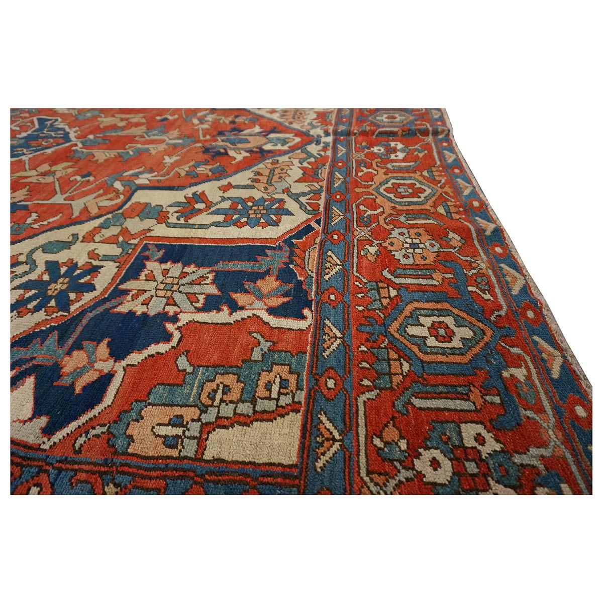Antique Persian Serapi 10x14 Rust & Navy Handmade Area Rug In Fair Condition For Sale In Houston, TX
