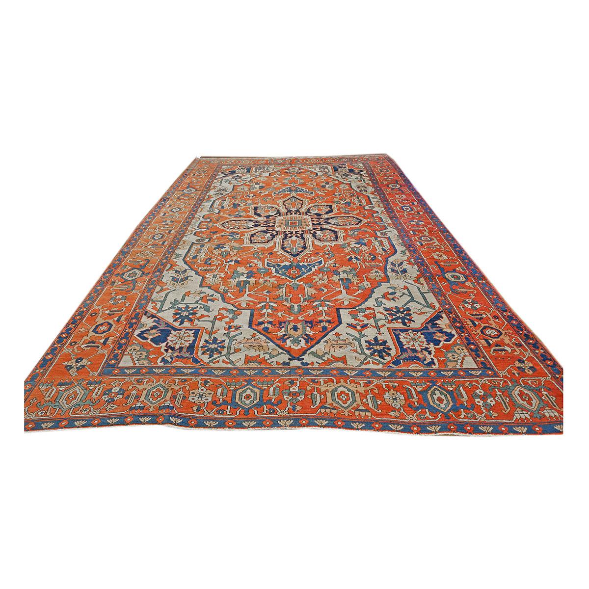 Ashly Fine Rugs presents an original Vintage Persian Serapi room-sized area rug. Persian Serapi rugs are perhaps the most desired rugs by both connoisseurs and interior designers. Made with all vegetable-dyed, handspun wool and entirely handwoven.