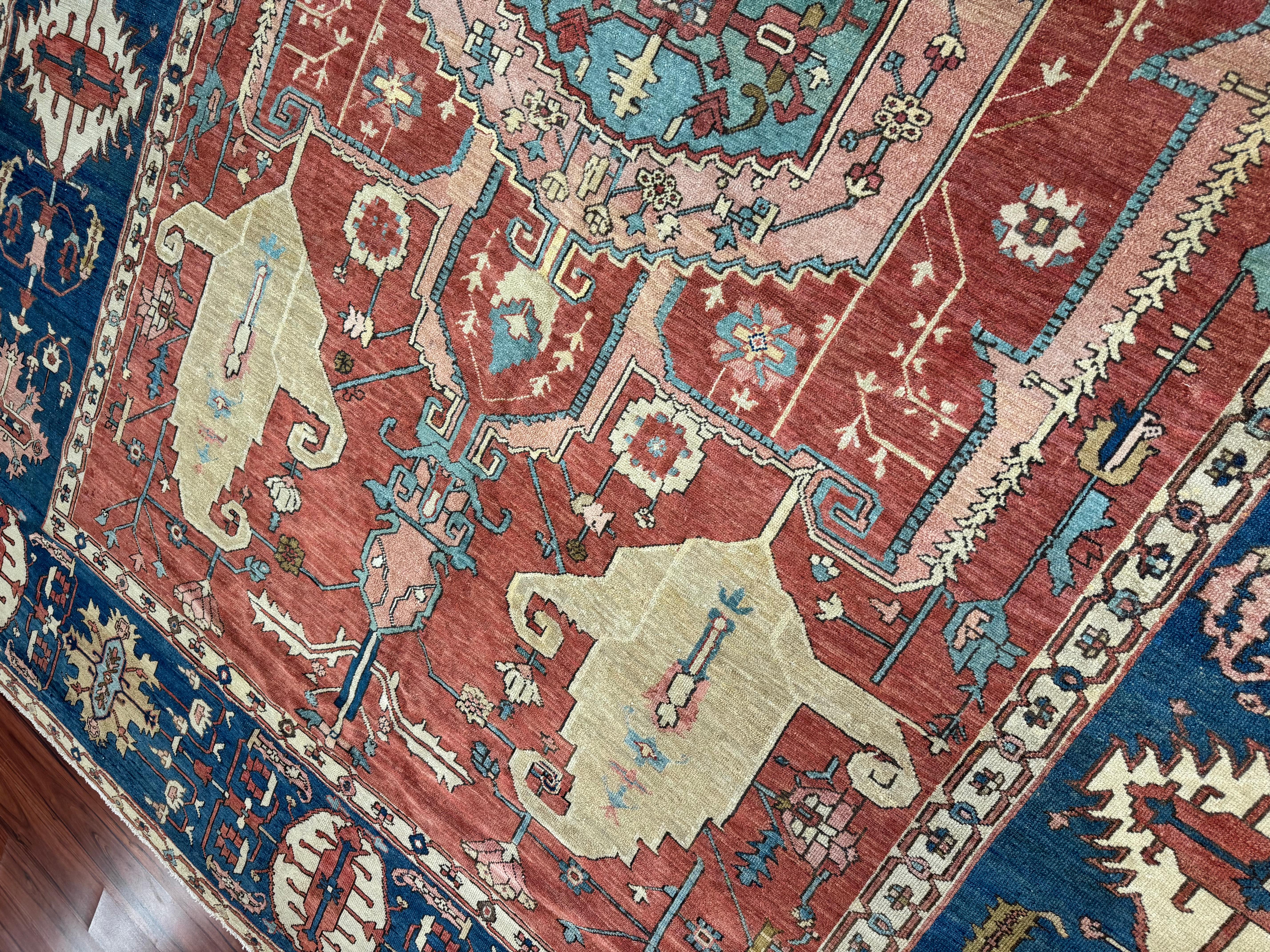 Antiker persischer Serapi Bakshaish-Teppich im Angebot 3