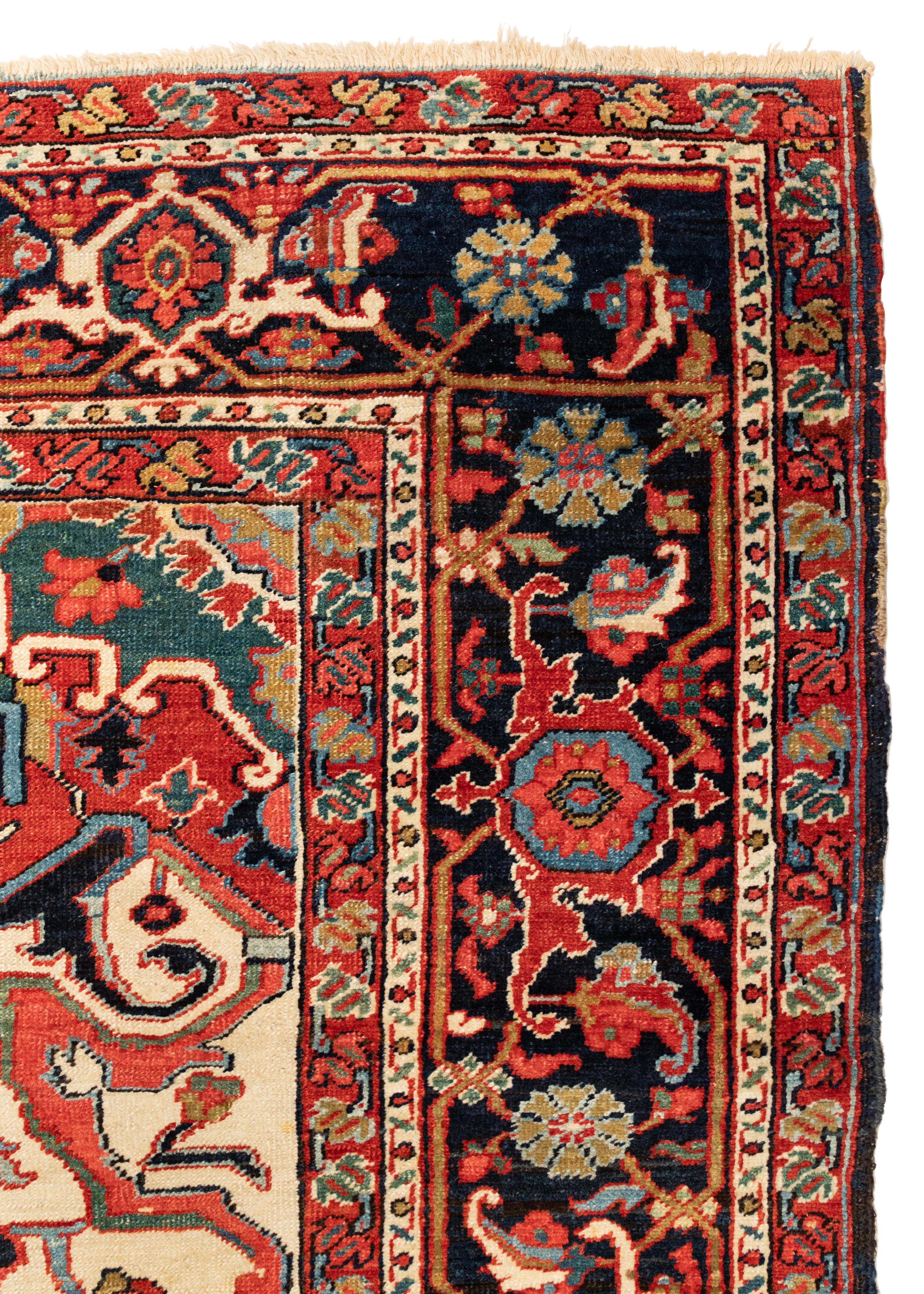Antique Square Persian Serapi Rug 9.10 x 11.11 ft In Good Condition For Sale In New York, NY
