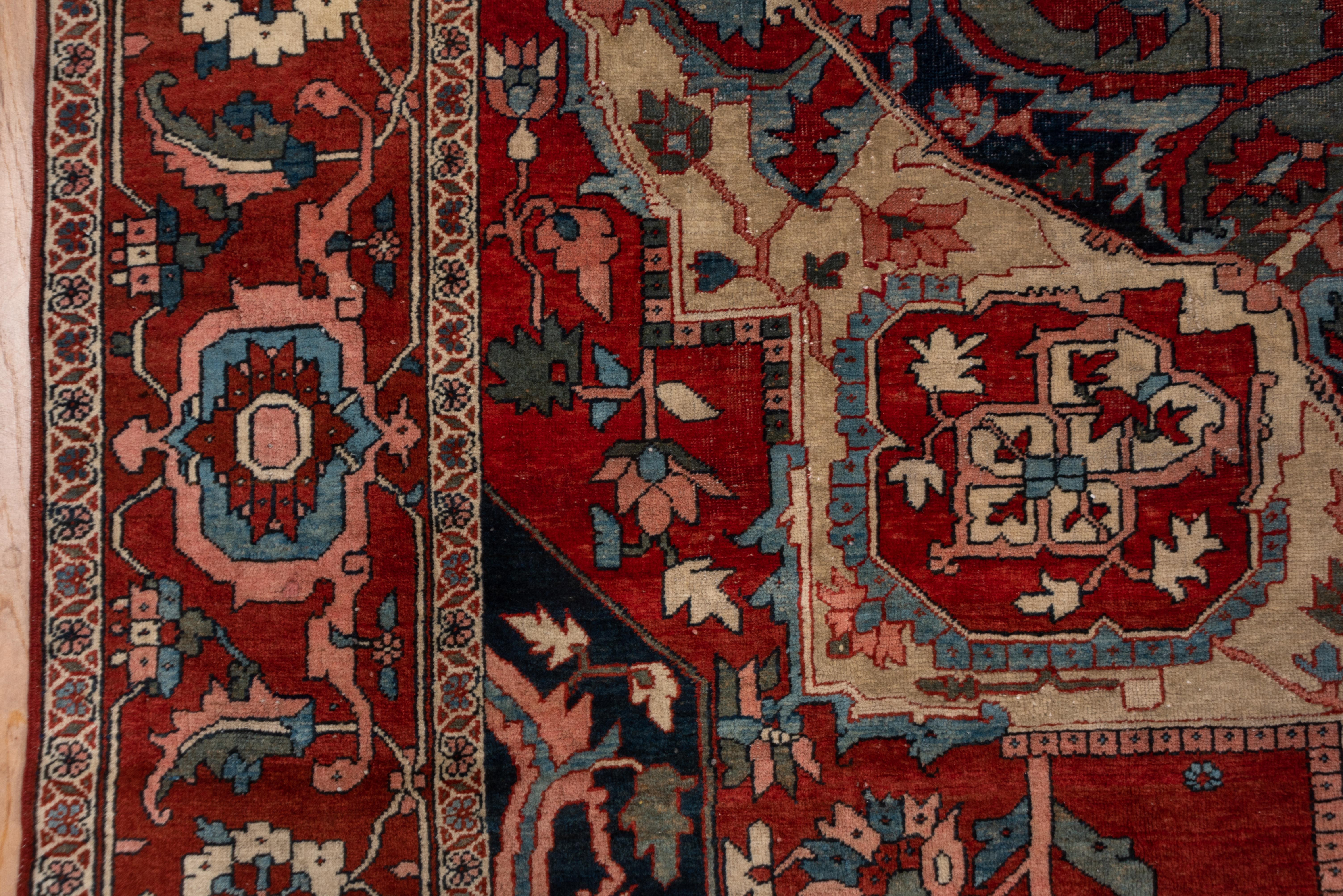 Wool Antique Persian Serapi Carpet, circa 1900s