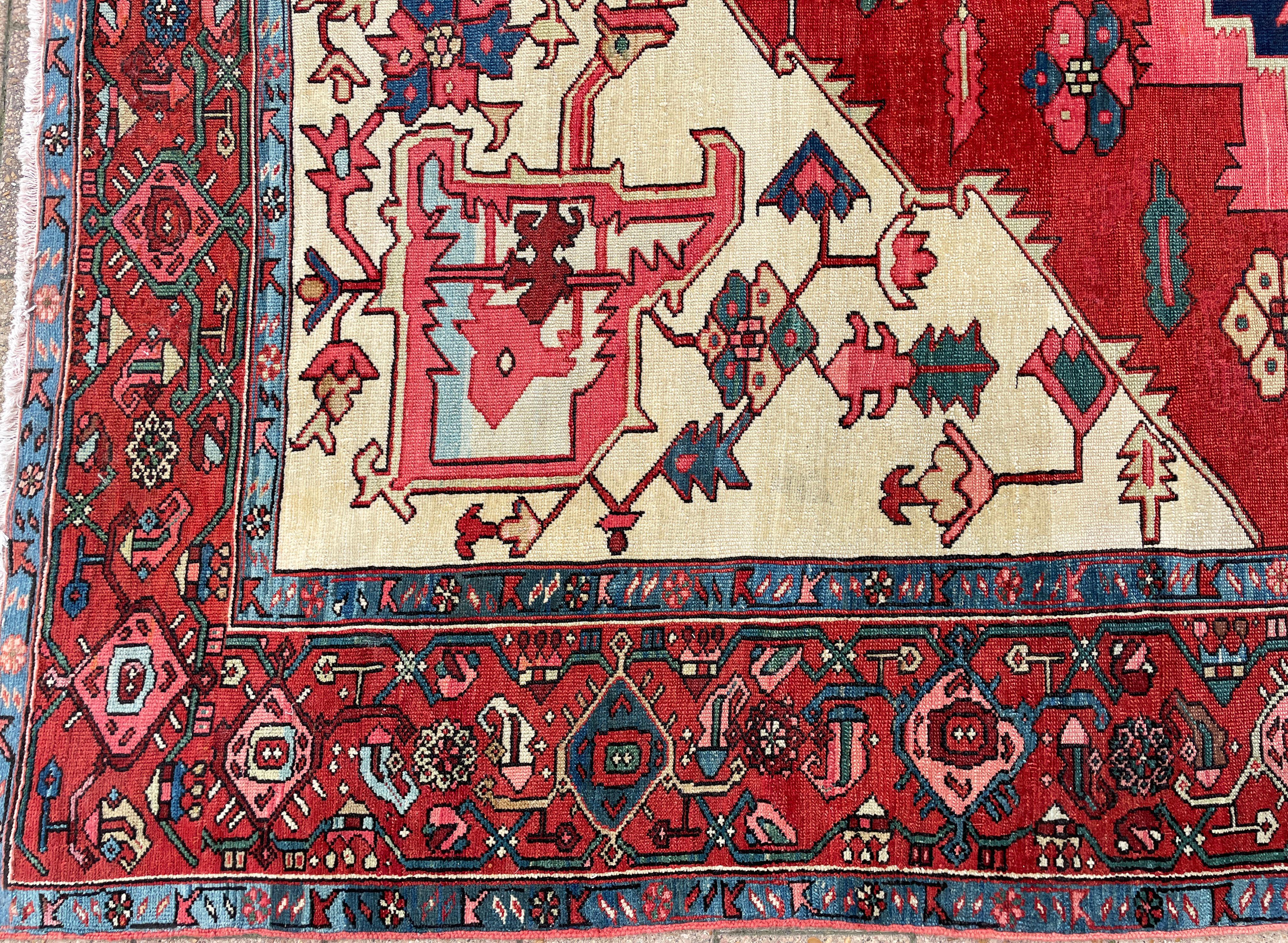 Antique Persian Serapi Carpet For Sale 3