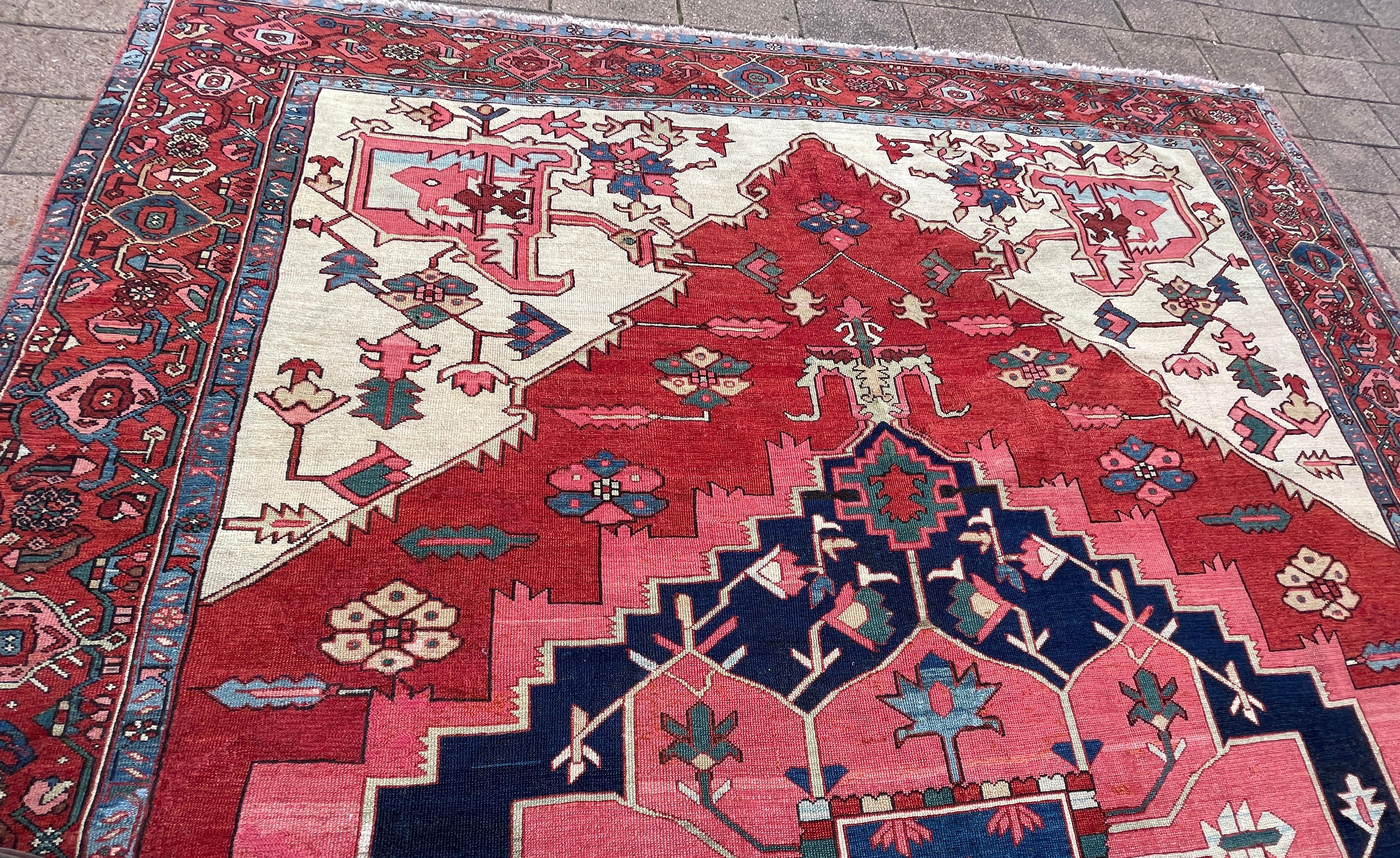 Antique Persian Serapi Carpet For Sale 6