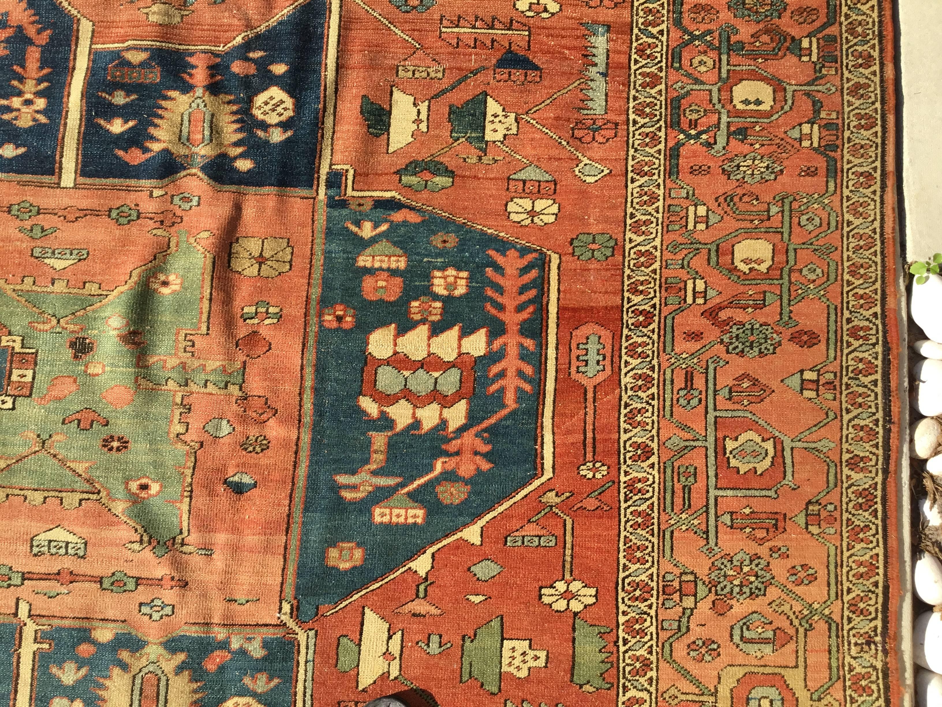 Antique Persian Serapi Carpet 3