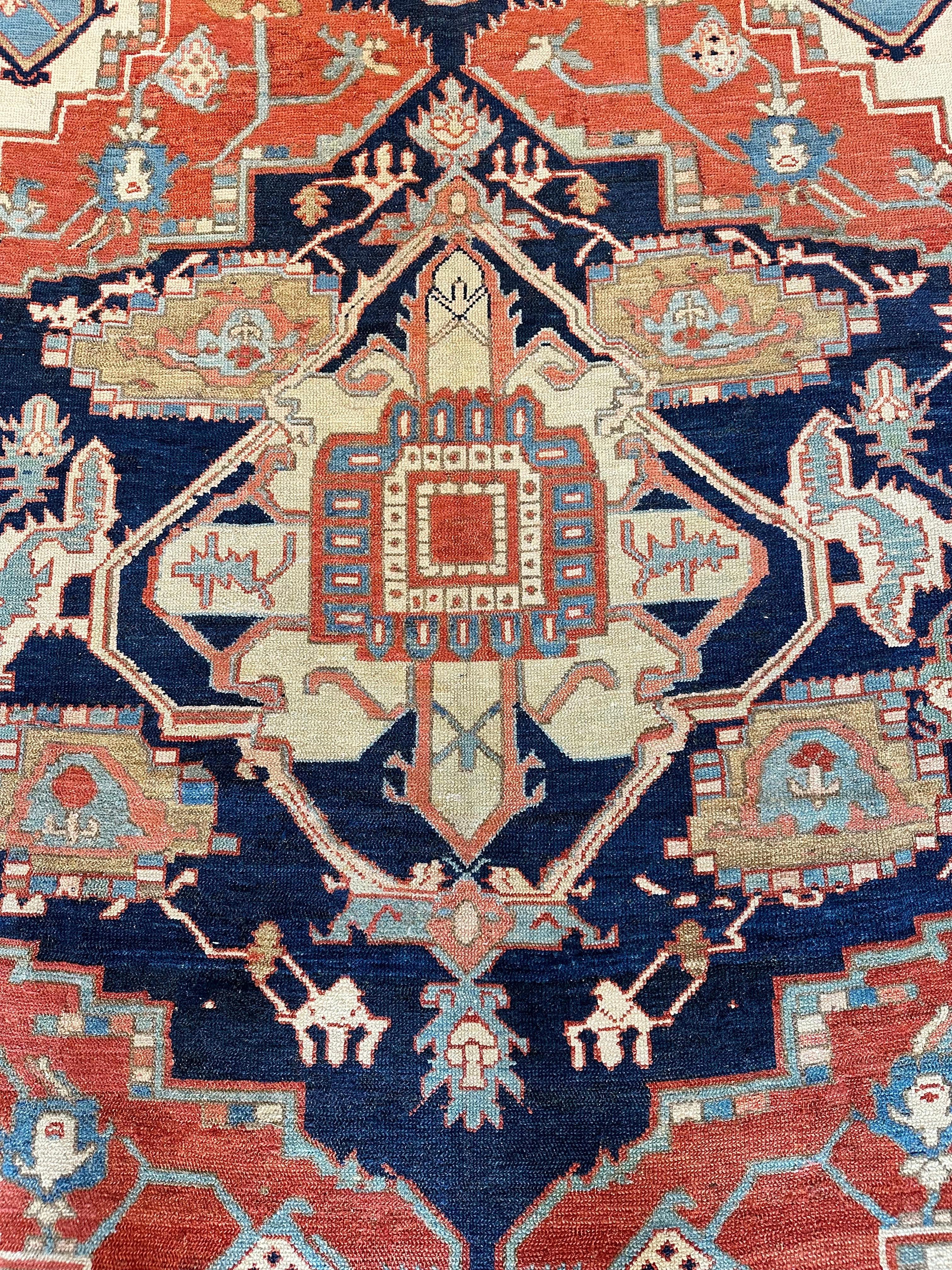 Antiker persischer Serapi-Teppich, handgefertigter orientalischer Teppich, Hellblau, Elfenbein, Rostrot im Angebot 8