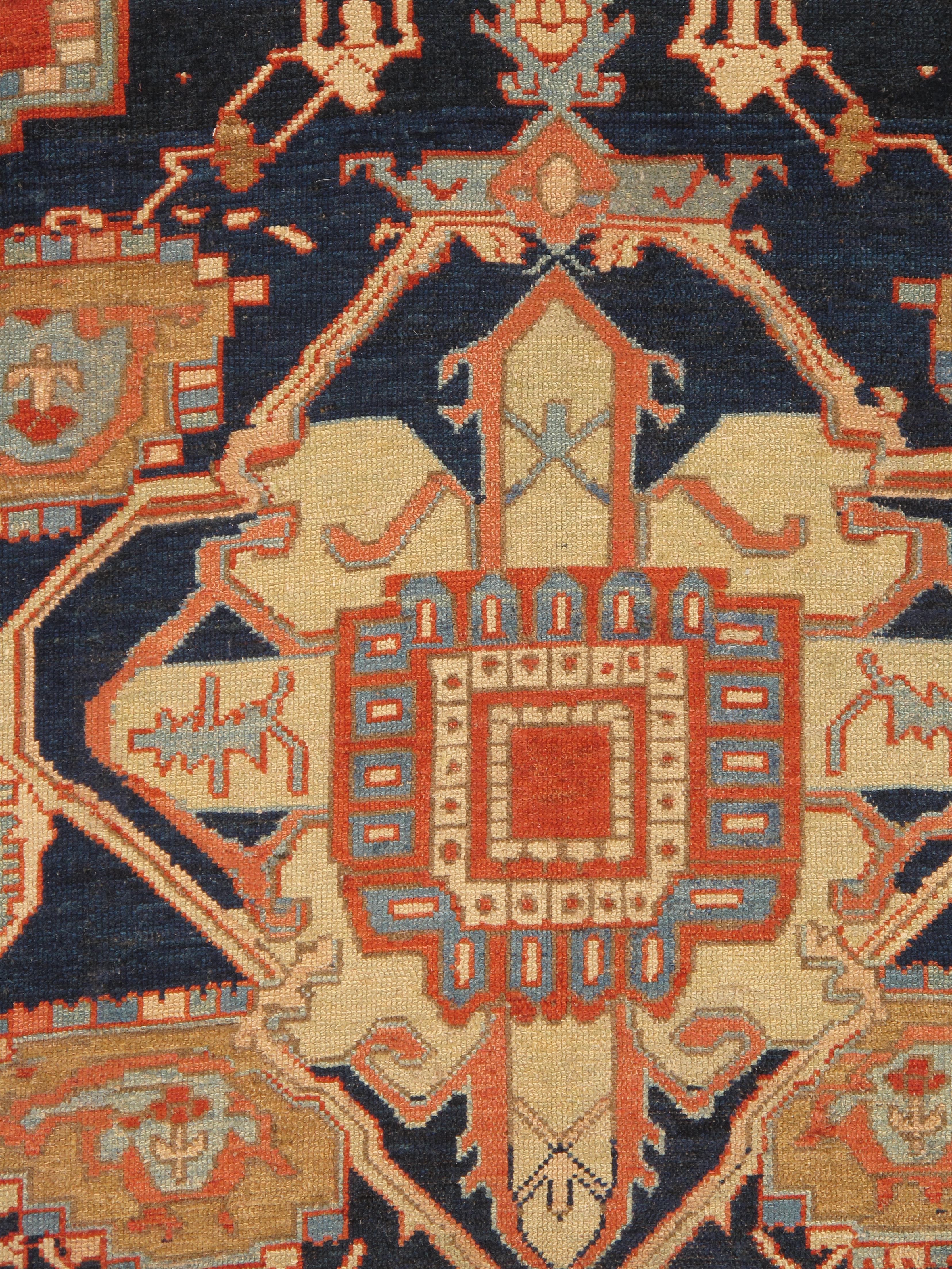 Antiker persischer Serapi-Teppich, handgefertigter orientalischer Teppich, Hellblau, Elfenbein, Rostrot im Angebot 1