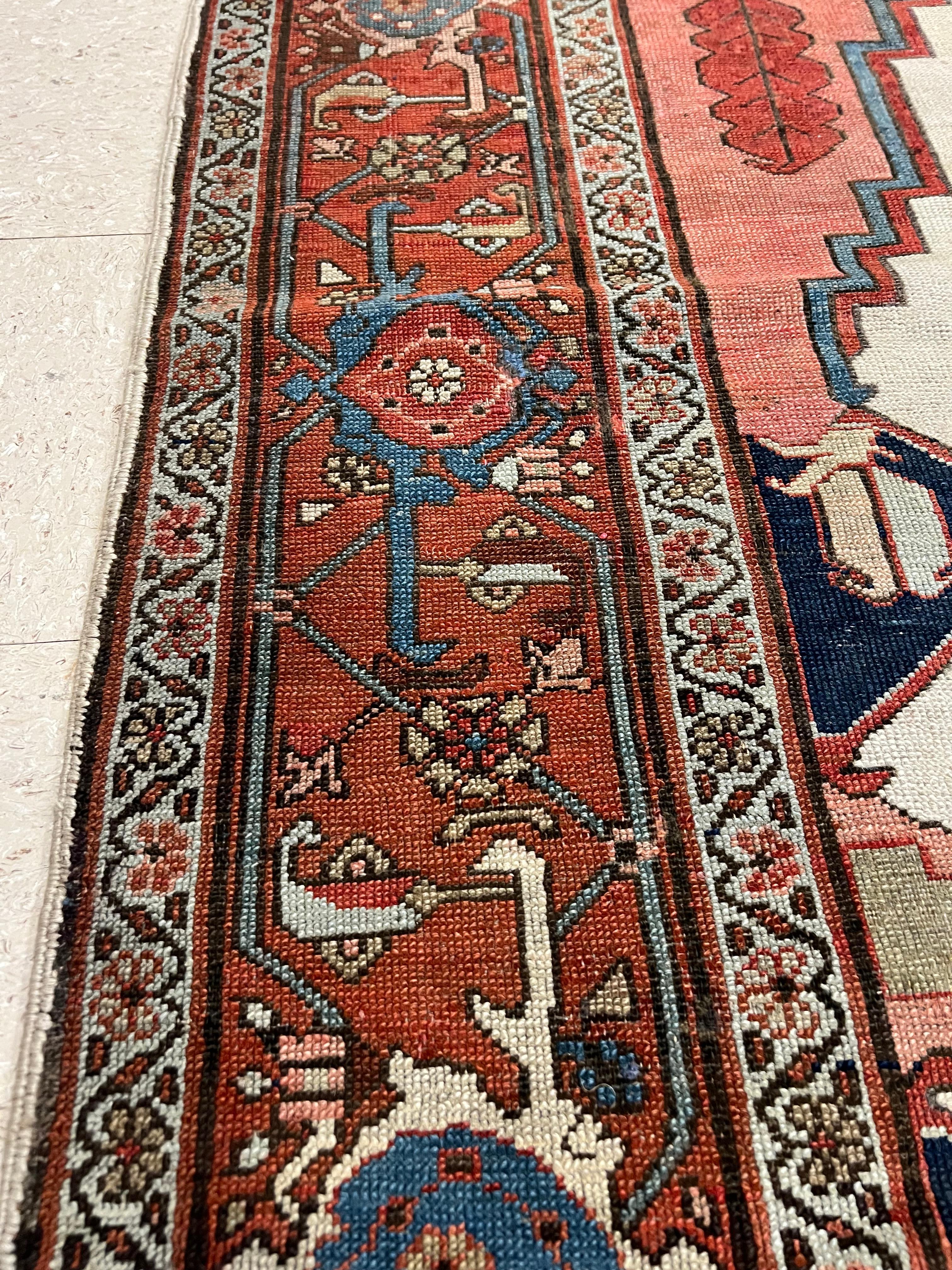 Antique Persian Serapi Carpet, Handmade, Oriental Rug, Rust, Ivory, Light Blue In Good Condition For Sale In Port Washington, NY