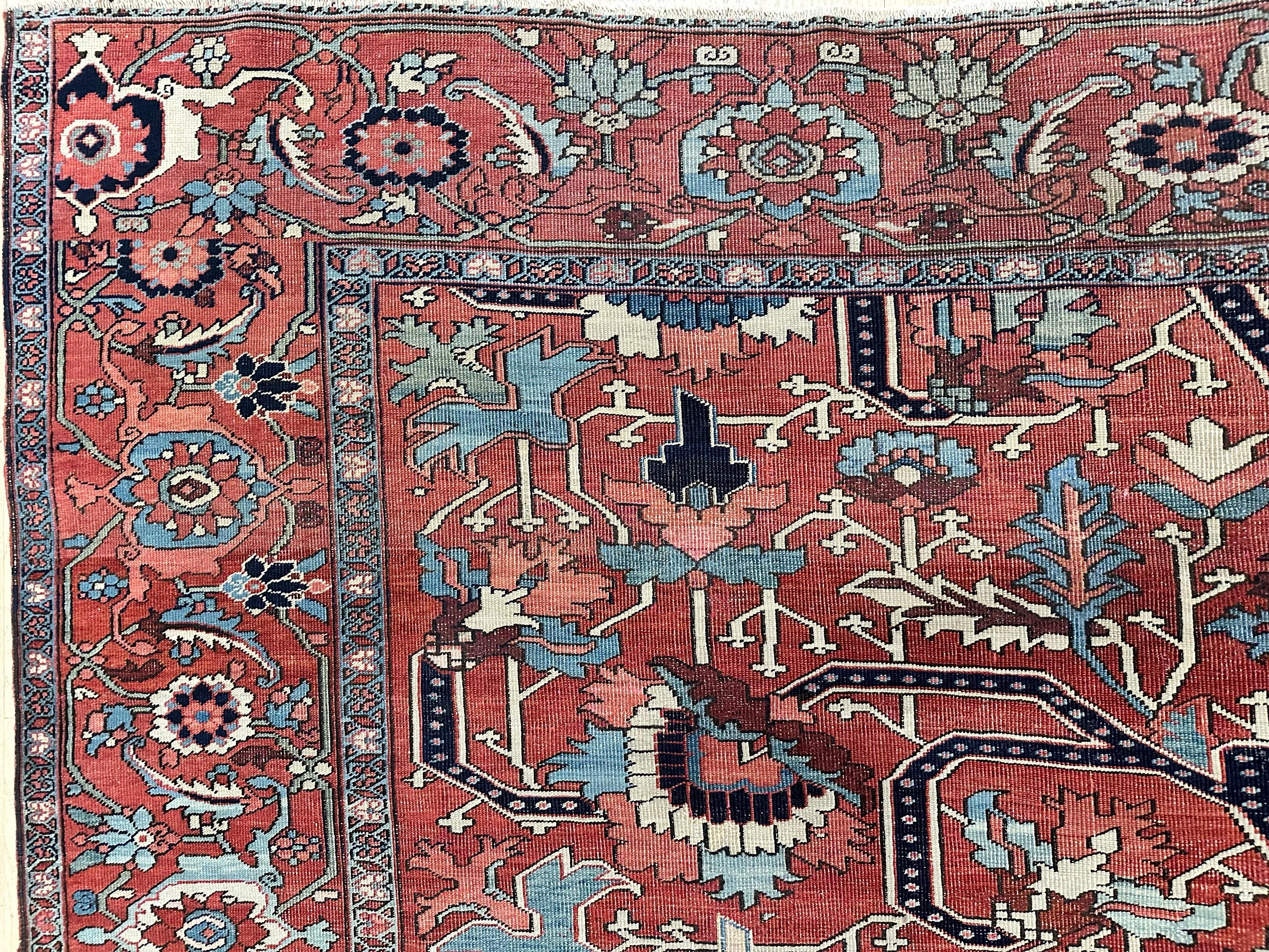 Antiker persischer Serapi-Teppich, handgefertigter orientalischer Teppich, Rostrot, Hellblau, Elfenbein im Angebot 6