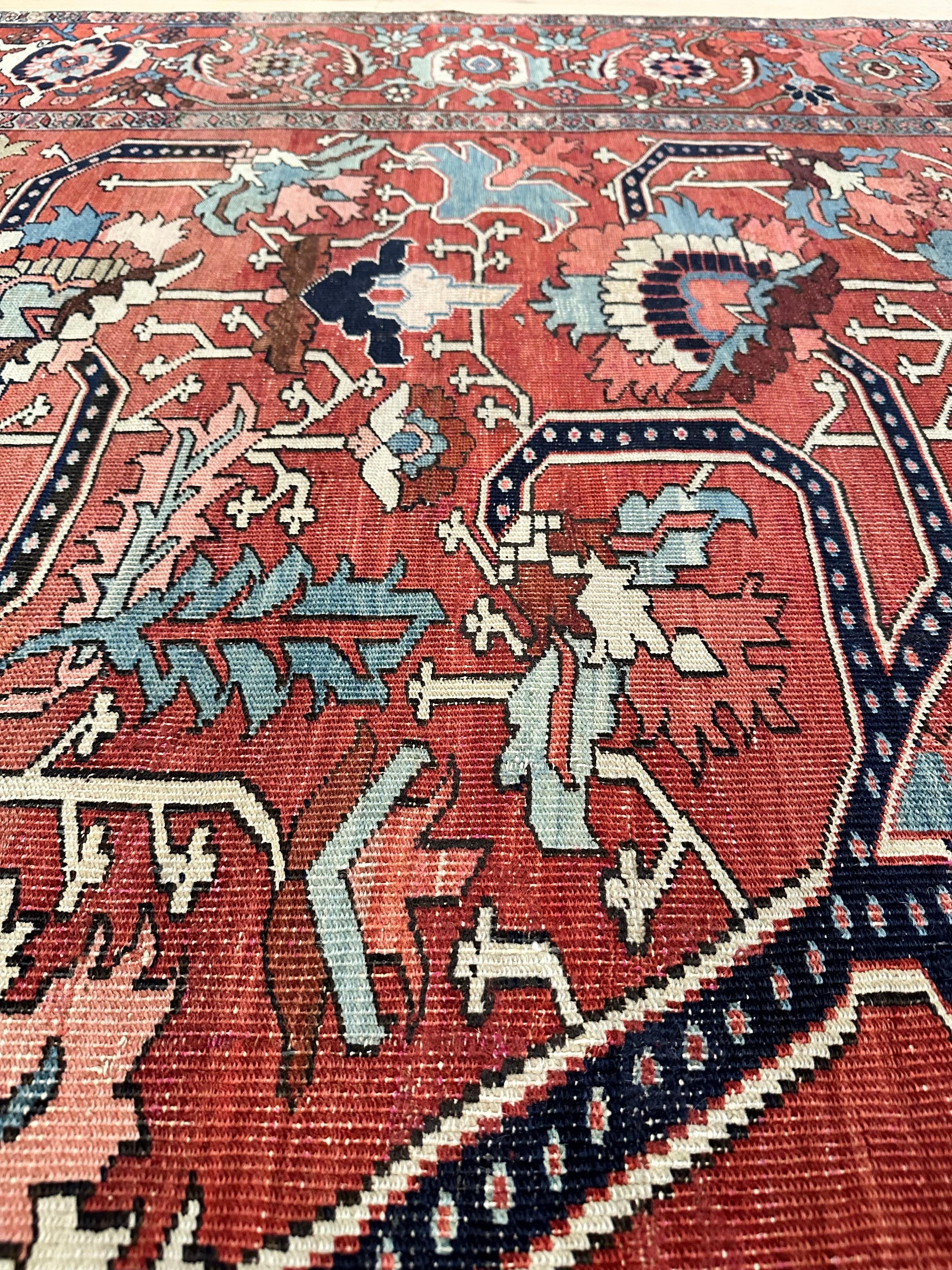 Antiker persischer Serapi-Teppich, handgefertigter orientalischer Teppich, Rostrot, Hellblau, Elfenbein im Angebot 8