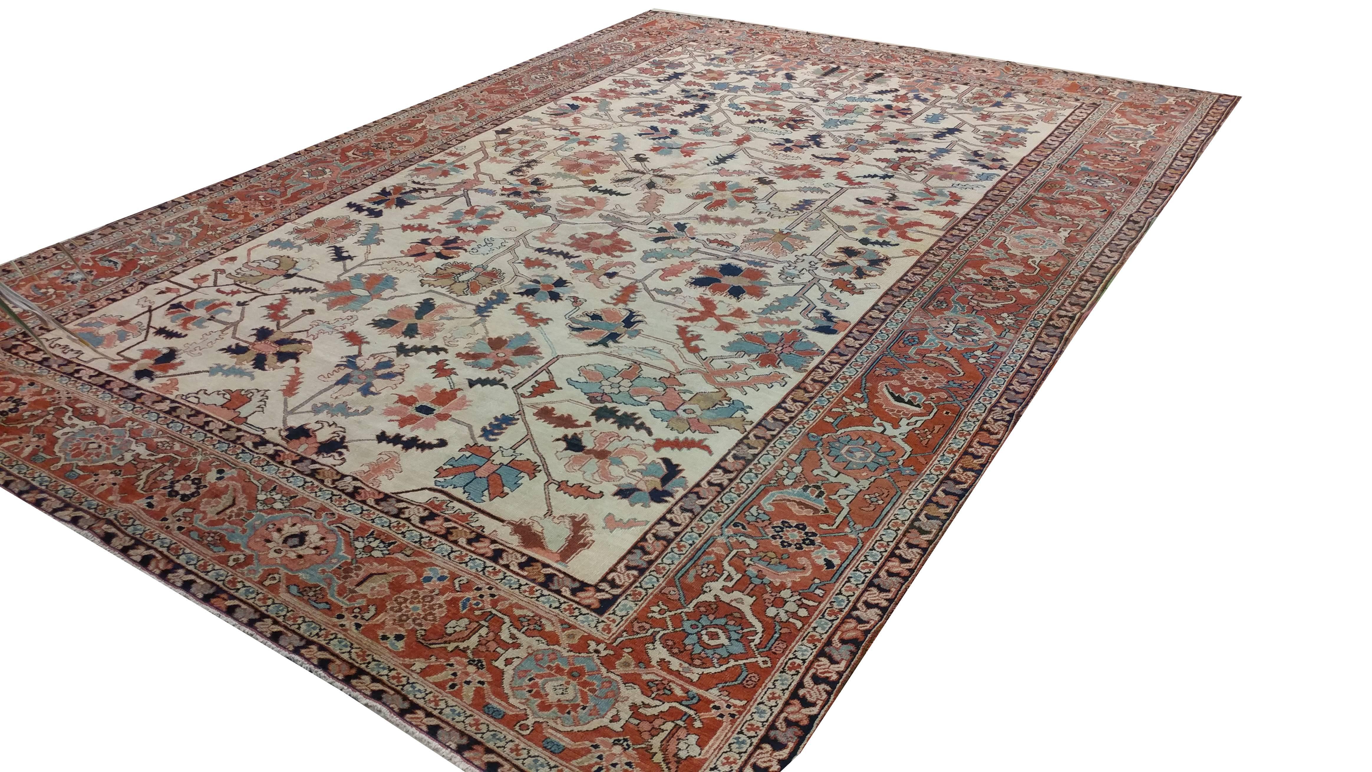 Antique Persian Serapi Carpet, Handmade Wool Oriental Rug, Ivory and Light Blue For Sale 3