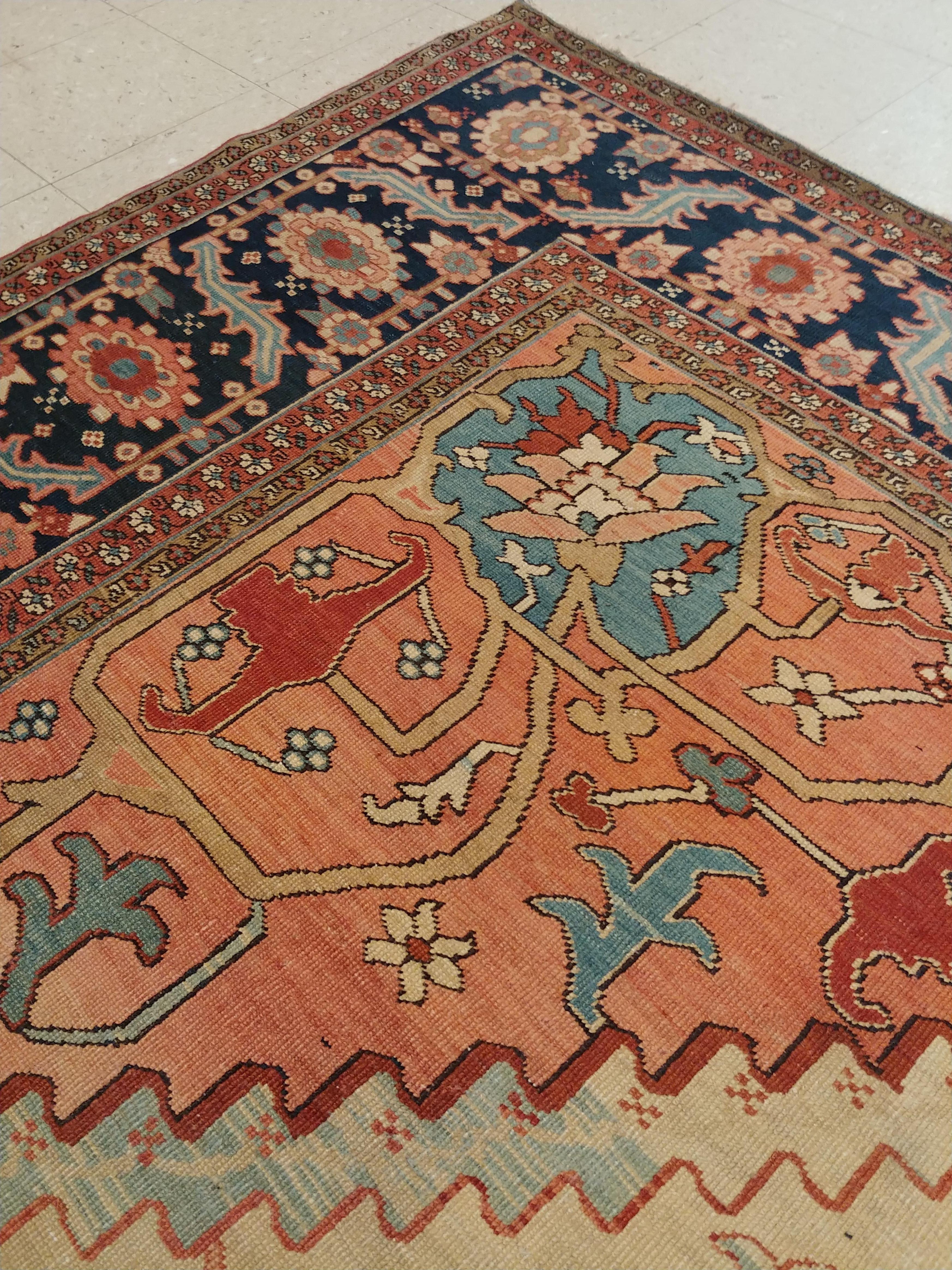 Antique Persian Serapi Carpet, Handmade Wool Oriental Rug, Ivory and Light Blue For Sale 6