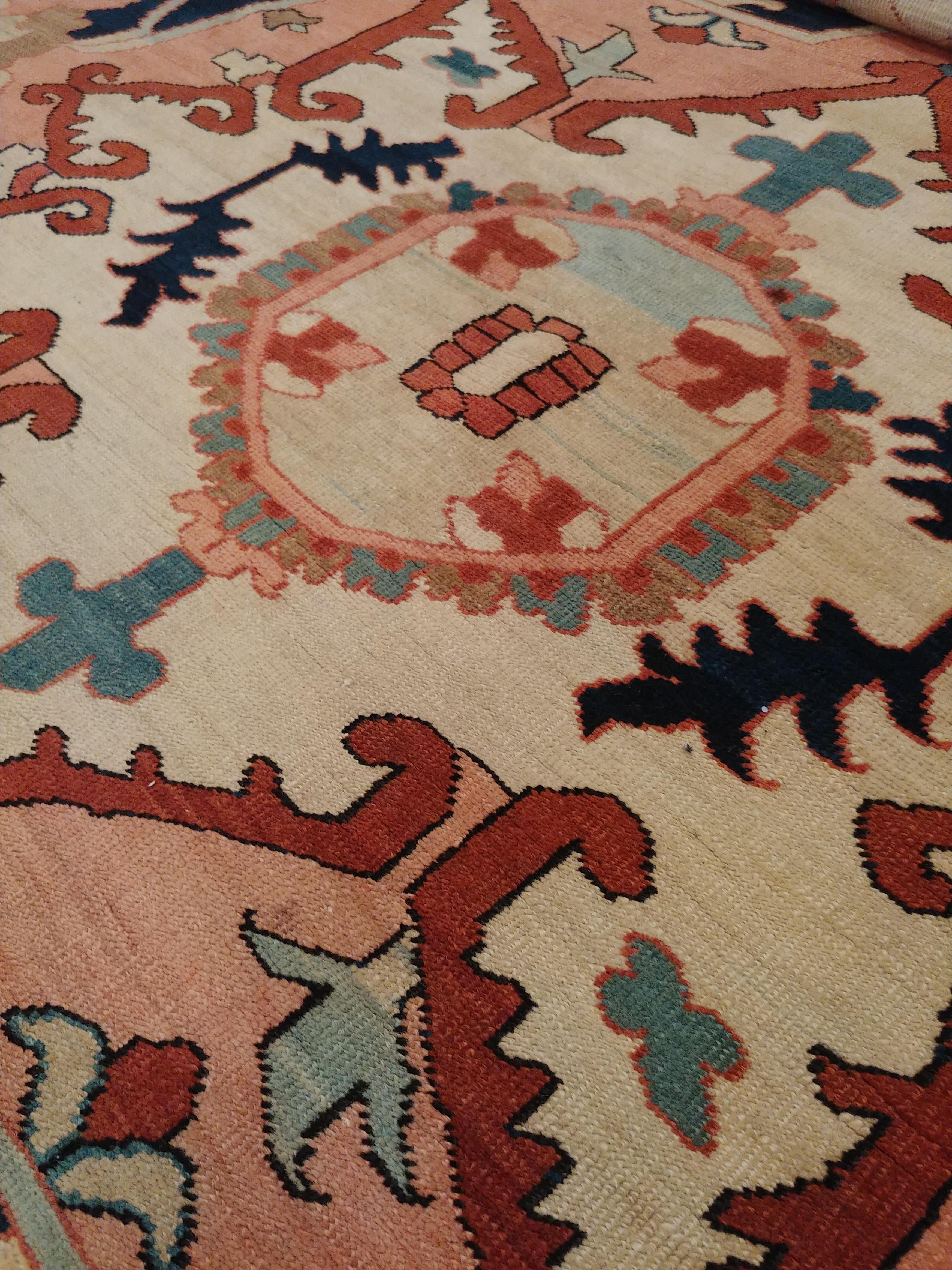 Antique Persian Serapi Carpet, Handmade Wool Oriental Rug, Ivory and Light Blue In Good Condition For Sale In Port Washington, NY