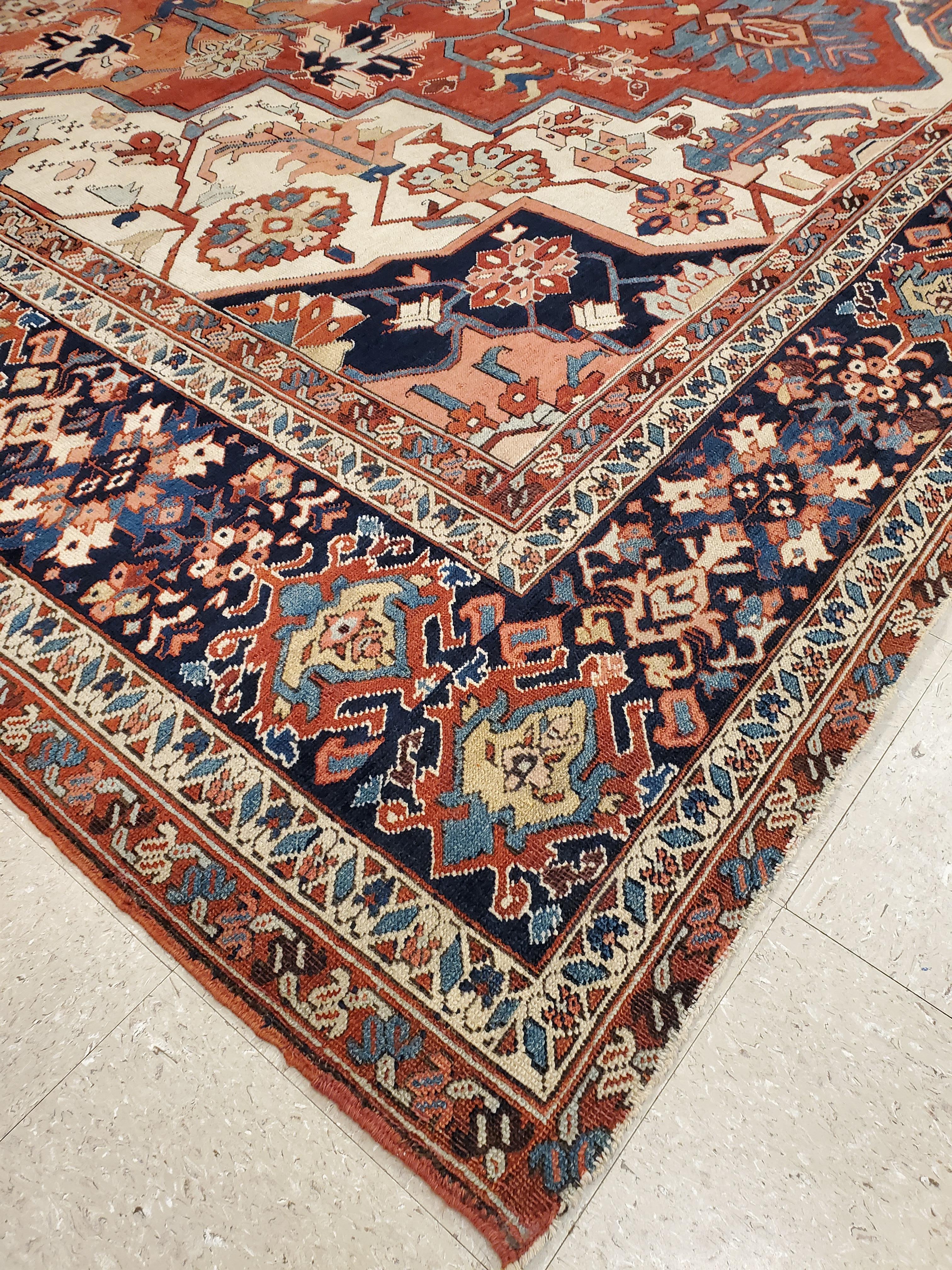 Antique Persian Serapi Carpet, Handmade Wool Oriental Rug Ivory, Rust Light Blue For Sale 7