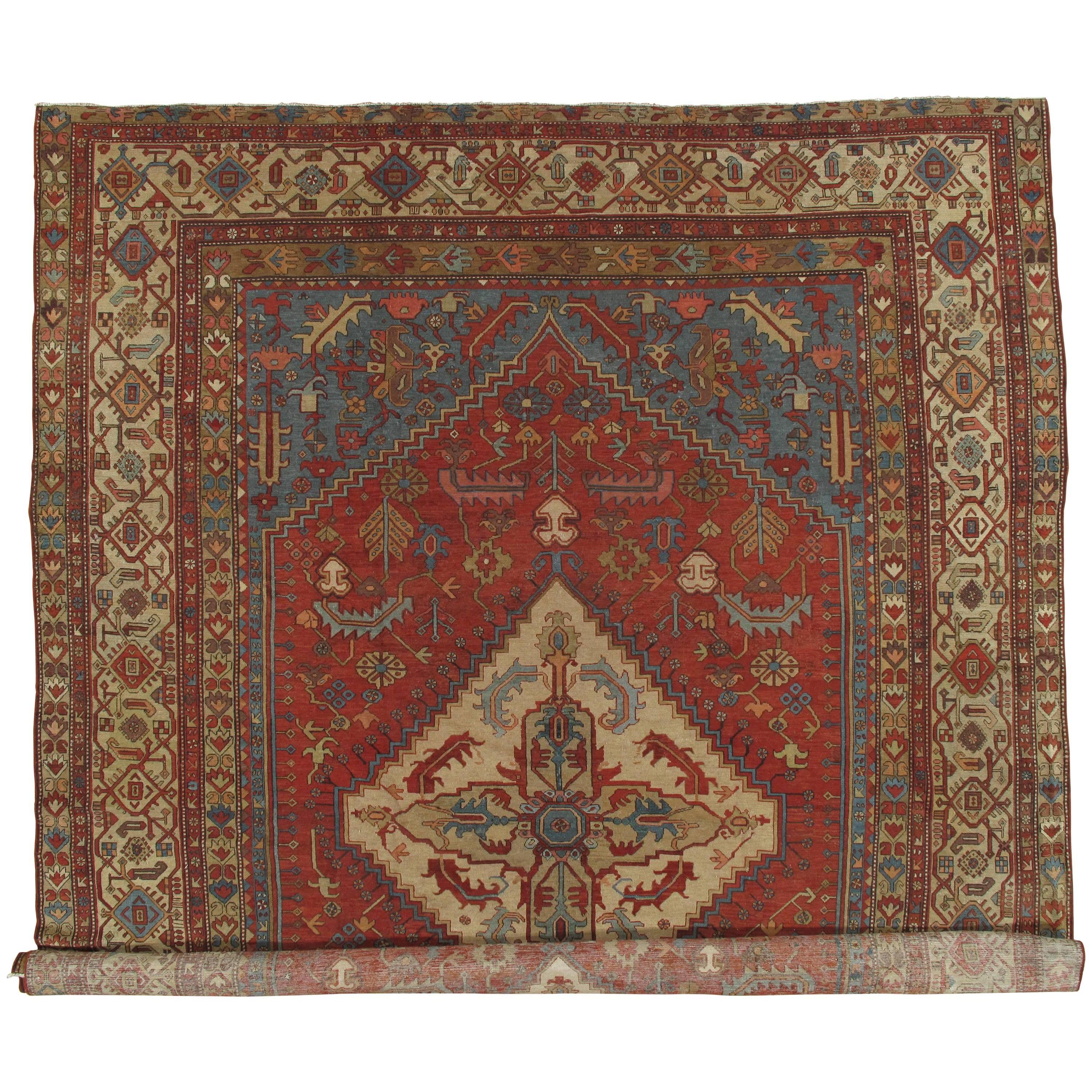 Tapis persan antique Serapi, tapis oriental en laine fait à la main, rouille, ivoire, bleu clair