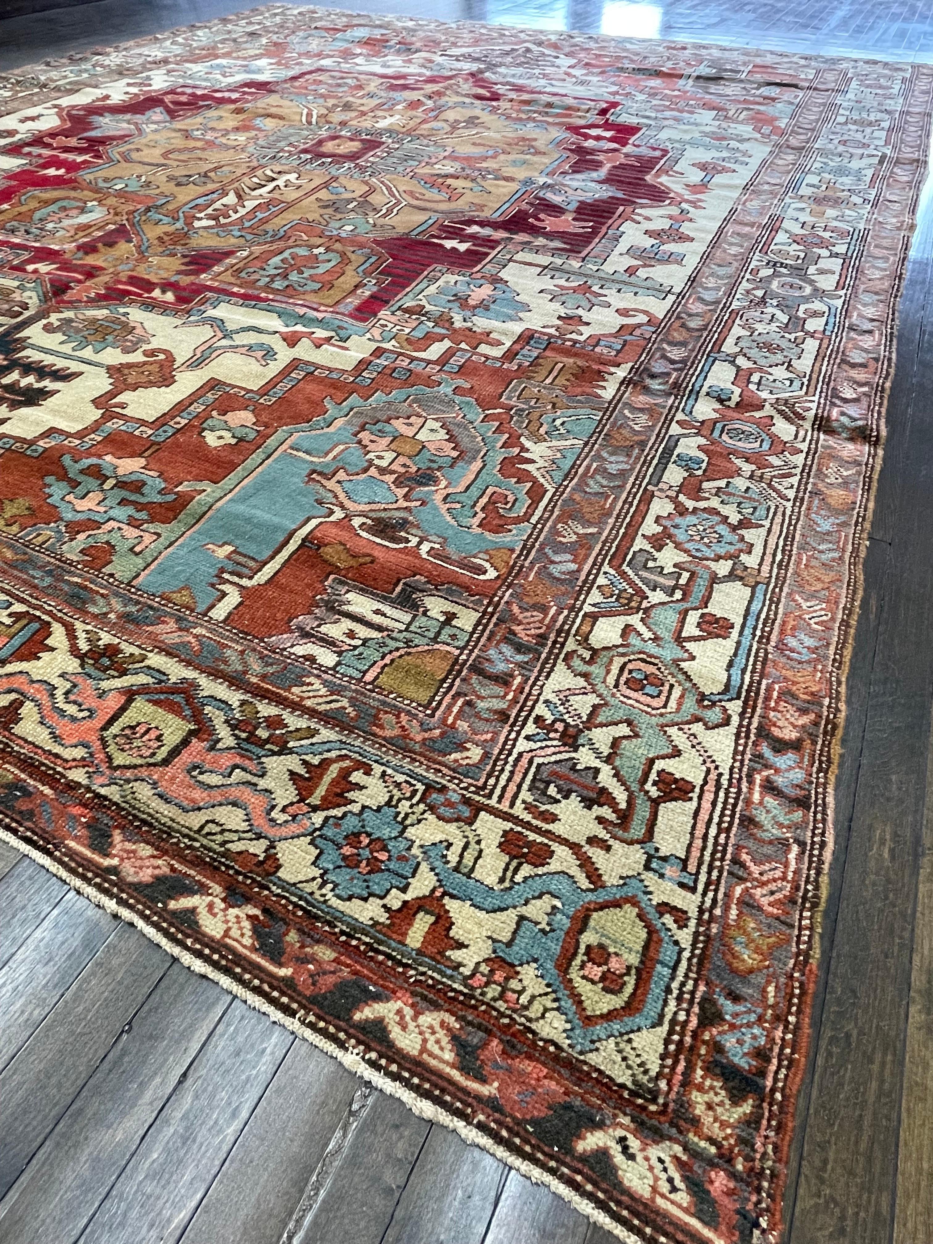 Antique Persian Serapi, circa 1920 For Sale 5