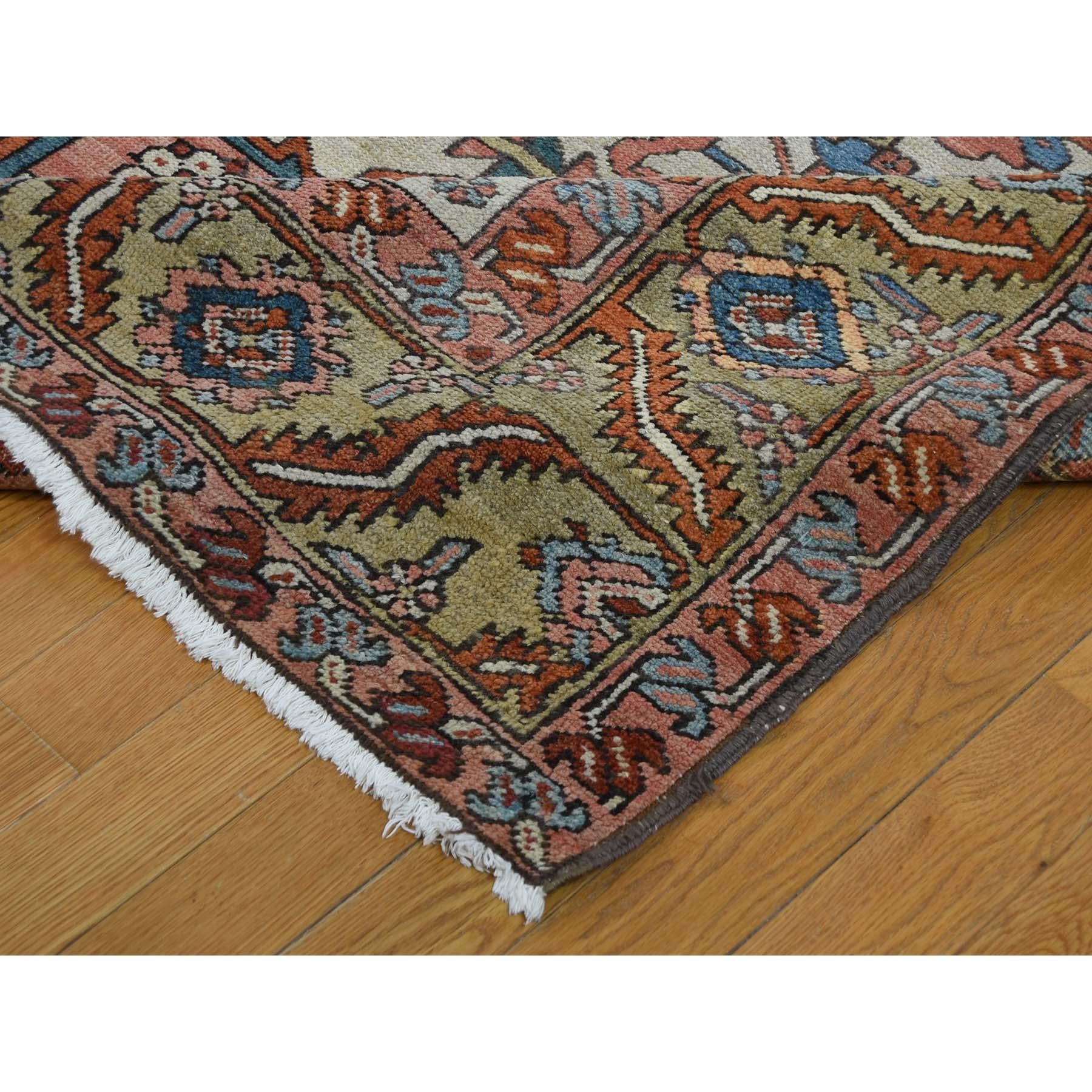 Wool Persian Serapi Heriz Excellent Condition Hand Knotted Oversize Oriental Rug