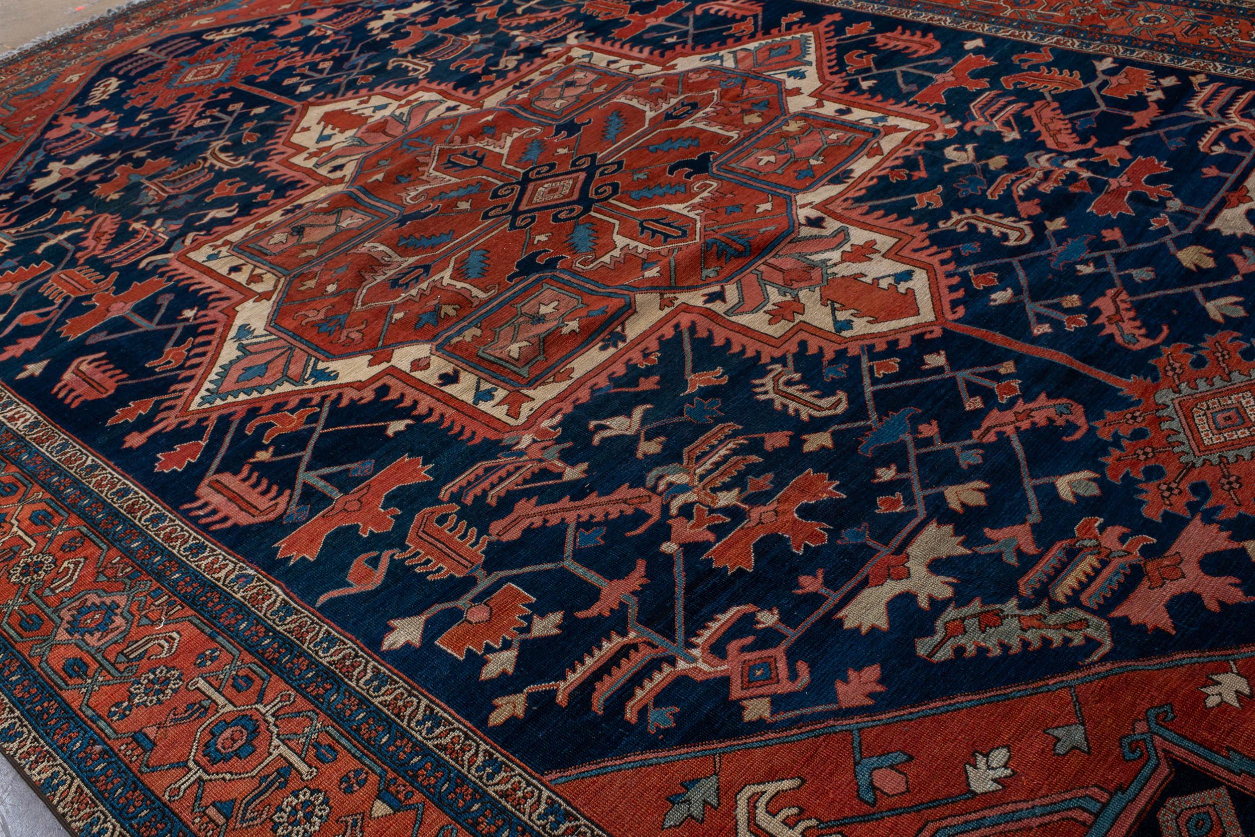 Antique Persian Serapi-Heriz Handwoven Luxury Rug, 11'-6