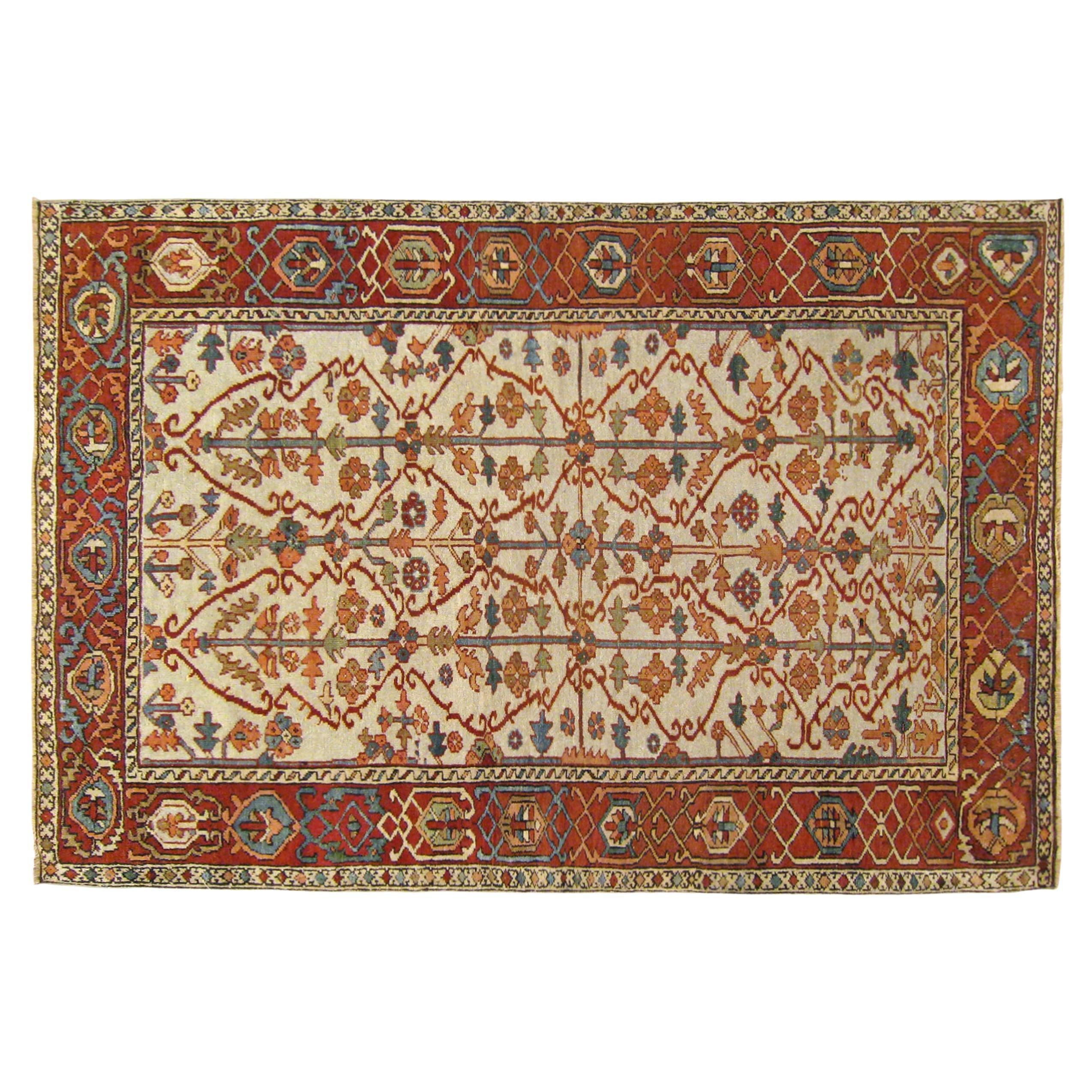 Antique Persian Serapi Oriental Carpet, in Small Size, with Symmetrical Design For Sale