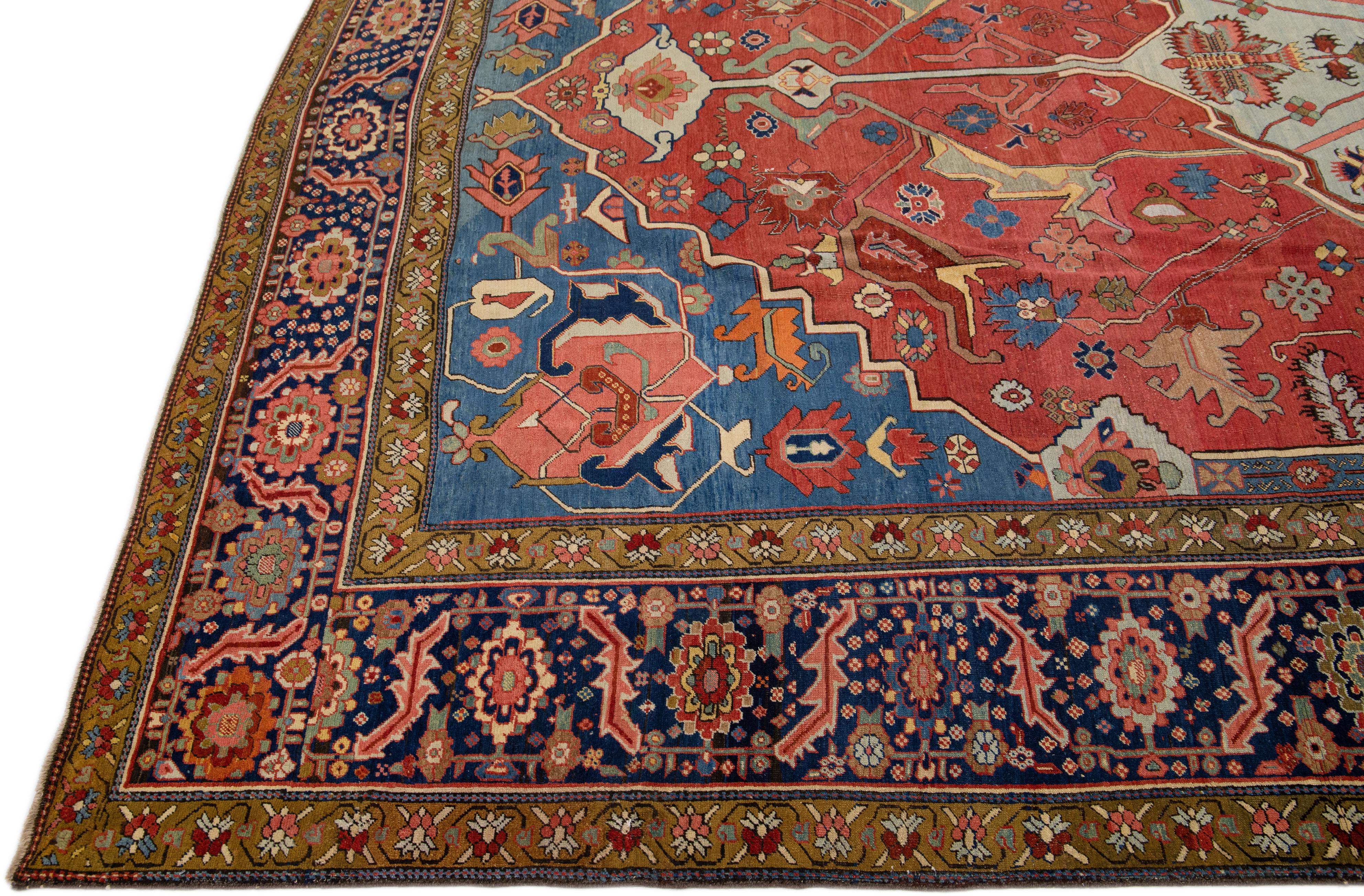 Antiker persischer Serapi-Wollteppich in Rot & Blau mit Medaillon-Motiv, handgefertigt (Persisch) im Angebot