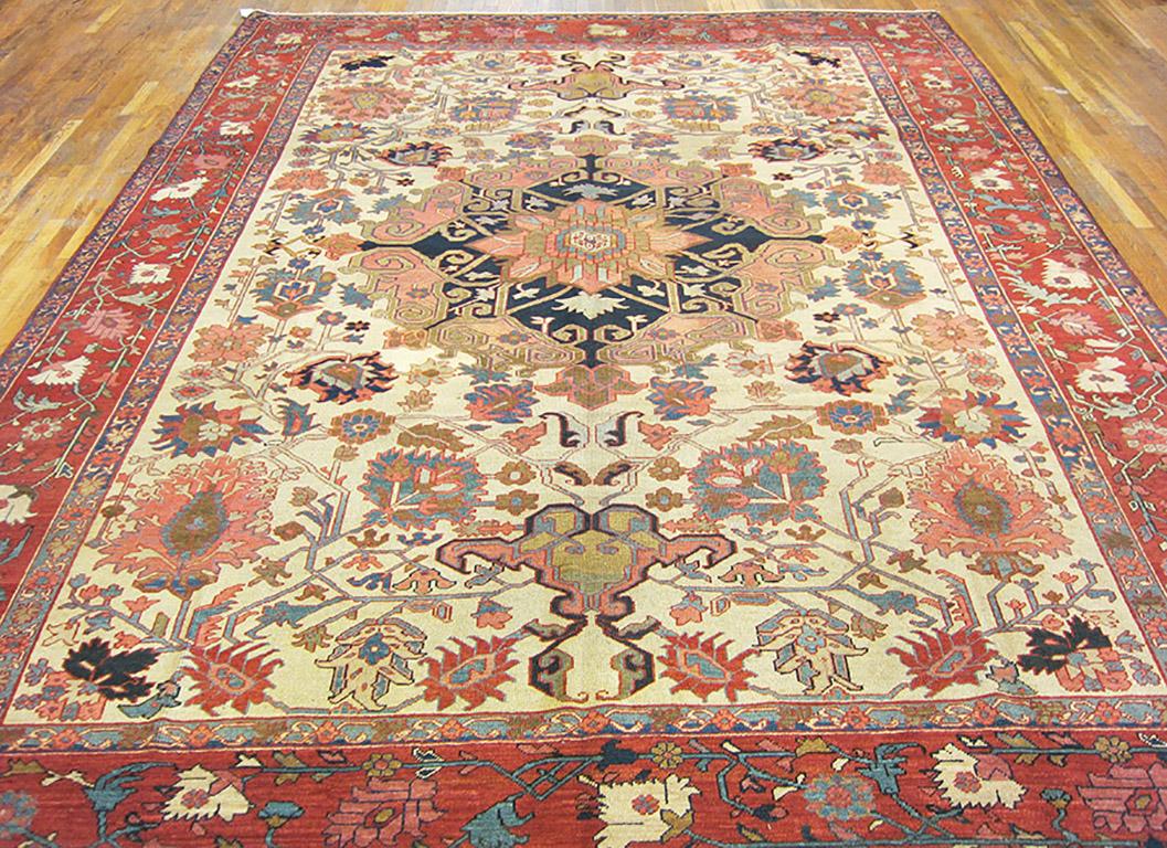 Hand-Knotted Late 19th Century N.W. Persian Serapi Carpet ( 10' x 12' -305 x 365 ) For Sale