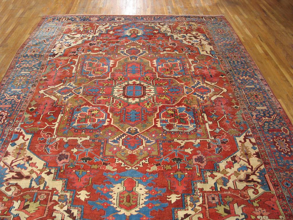 Wool Early 20th Century N.W. Persian Serapi Carpet ( 10' x 14' - 305 x 427 ) For Sale