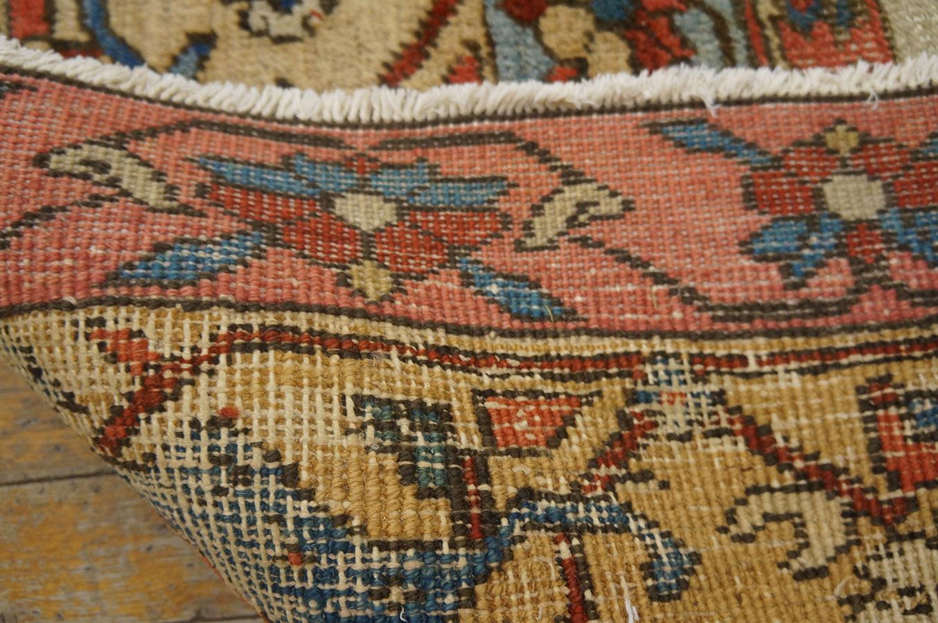 Late 19th Century Persian Serapi Carpet ( 12' x 18' - 366 x 548 cm ) For Sale 11