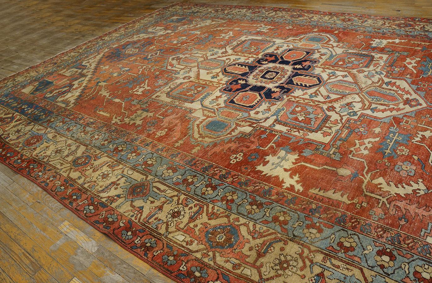 Late 19th Century Persian Serapi Carpet ( 12' x 18' - 366 x 548 cm ) For Sale 2