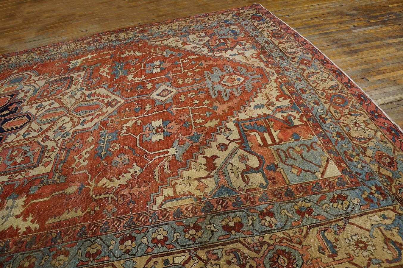 Late 19th Century Persian Serapi Carpet ( 12' x 18' - 366 x 548 cm ) For Sale 3