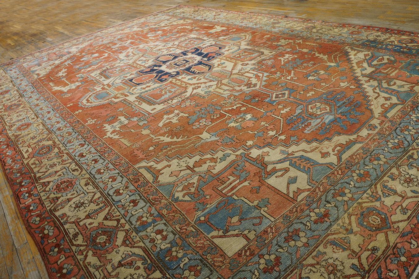 Late 19th Century Persian Serapi Carpet ( 12' x 18' - 366 x 548 cm ) For Sale 5