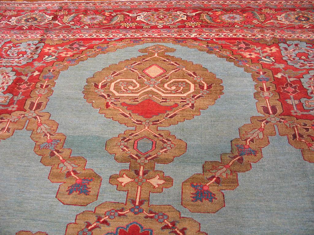 Wool 19th Century N.W. Persian Serapi Carpet ( 14' x 20' - 426 x 610 ) For Sale