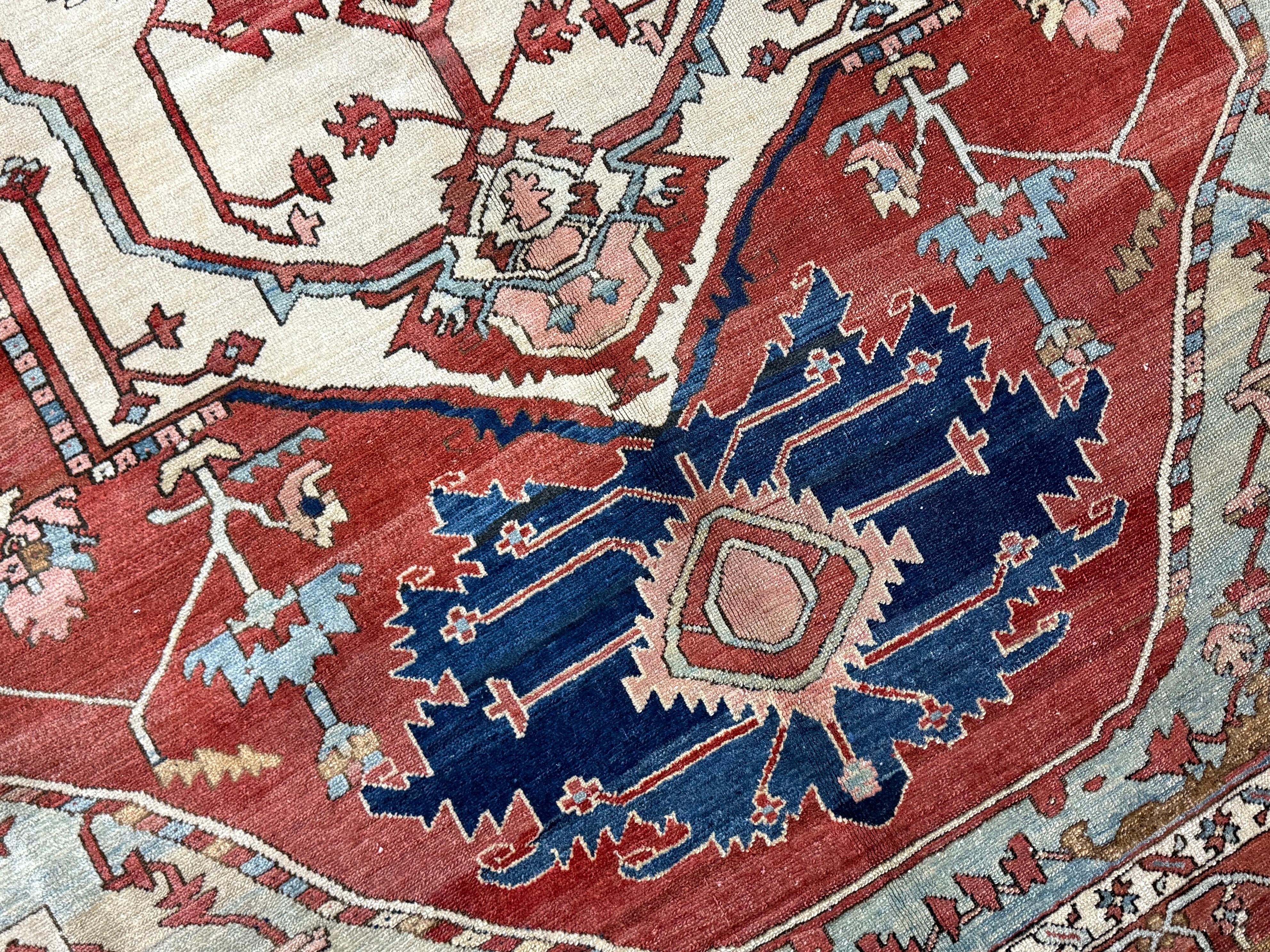Tapis persan antique Serapi 9'11