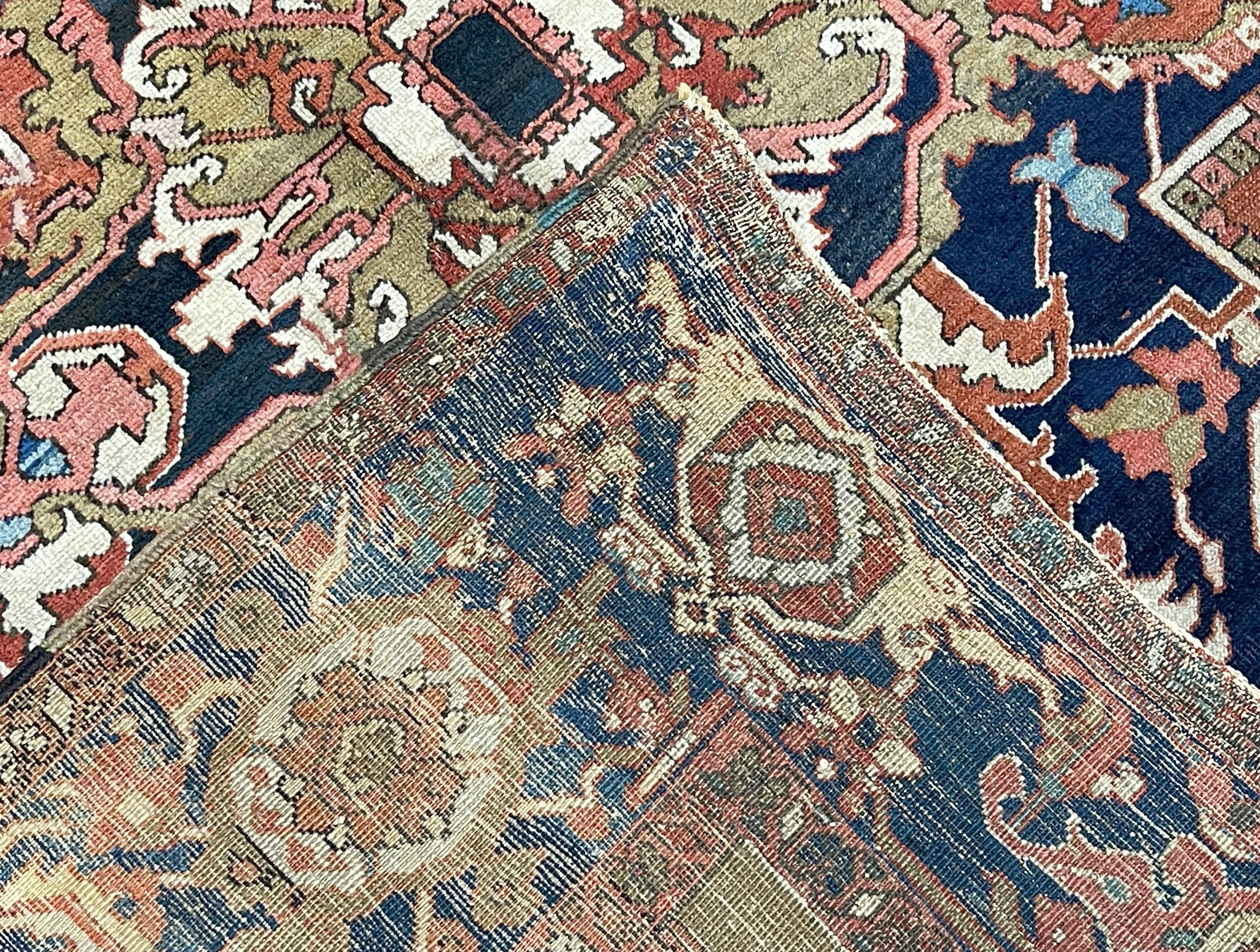 Antiker persischer Serapi-Teppich 9'4