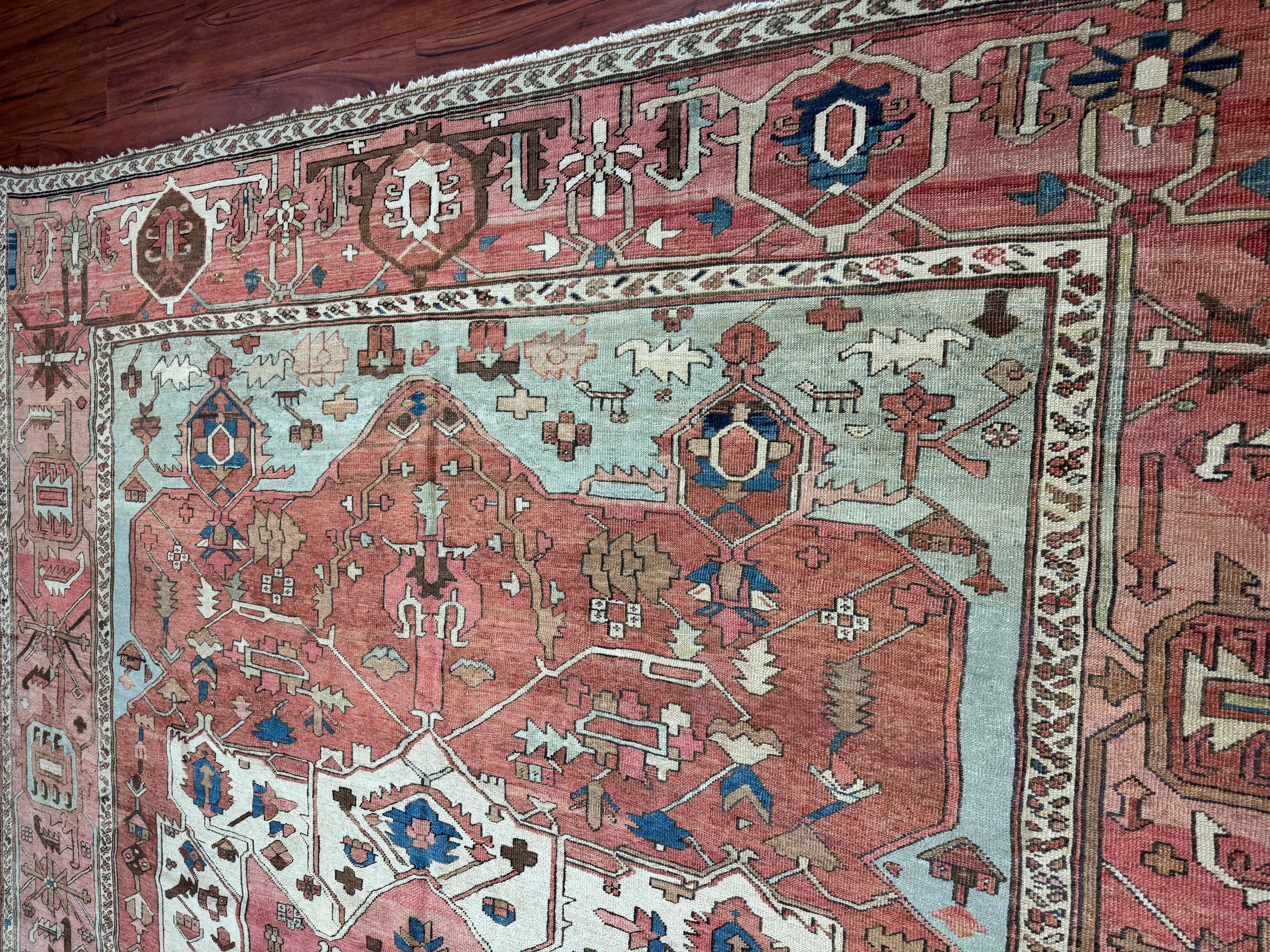 Antique Persian Heriz Serapi Rug For Sale 4