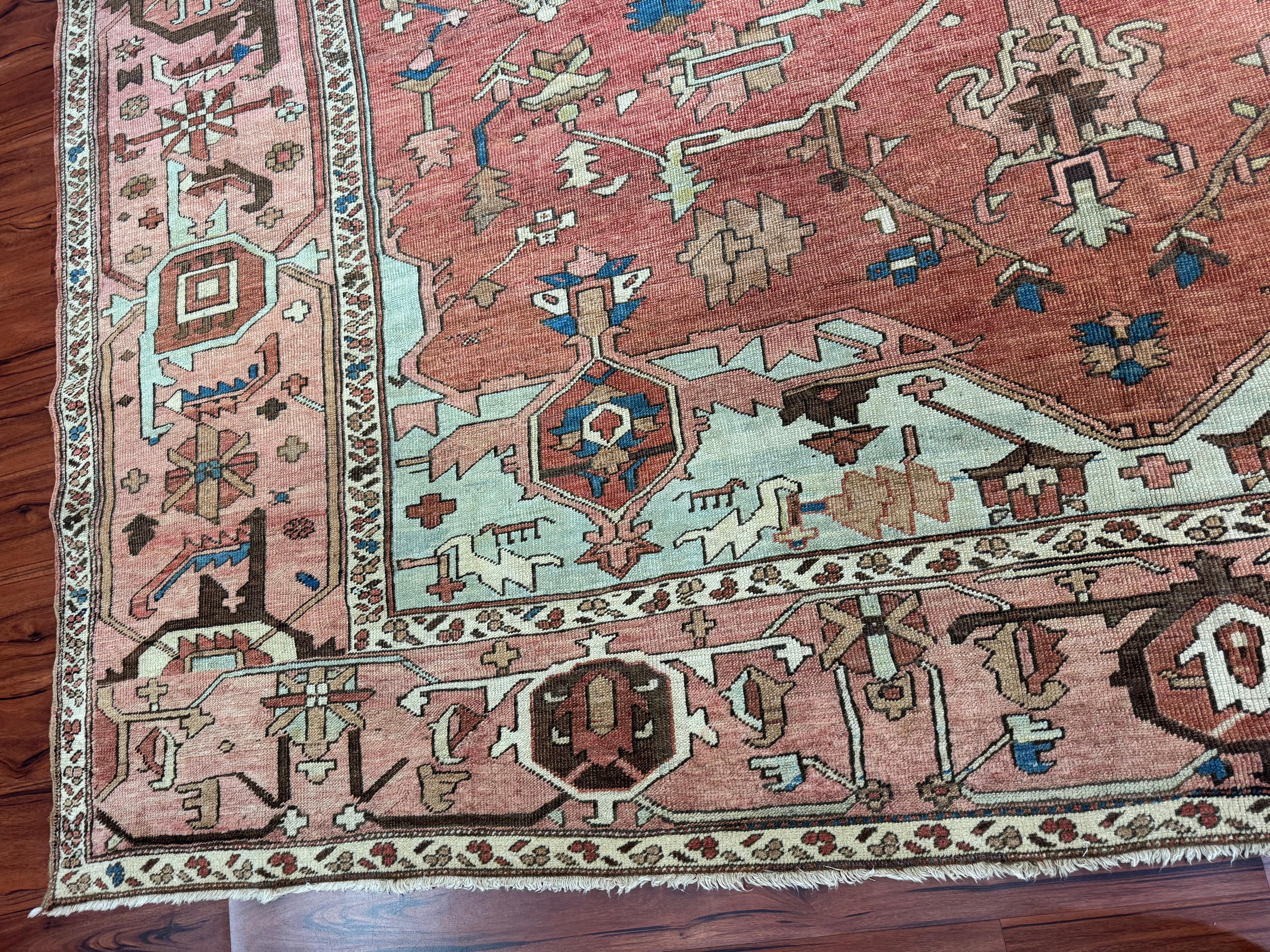 Antique Persian Heriz Serapi Rug For Sale 12