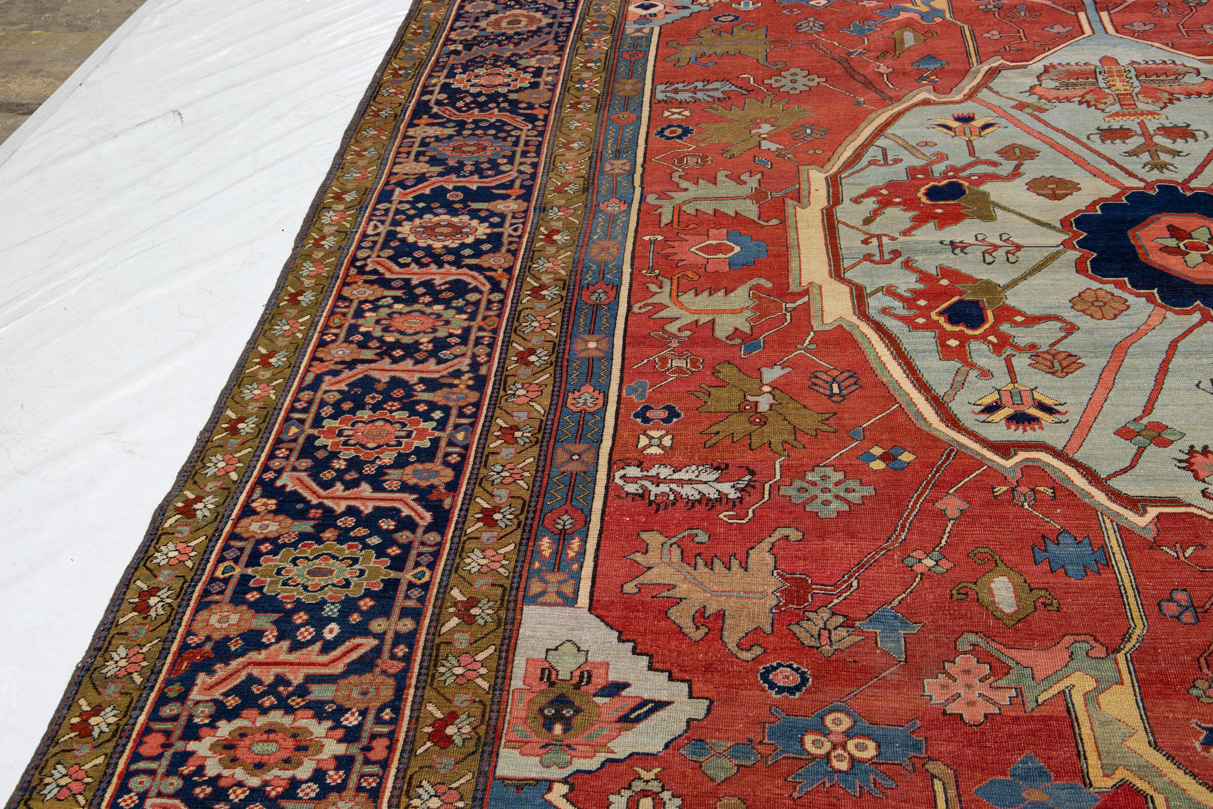 Antiker roter handgeknüpfter Serapi-Wollteppich aus Serapi im Angebot 2