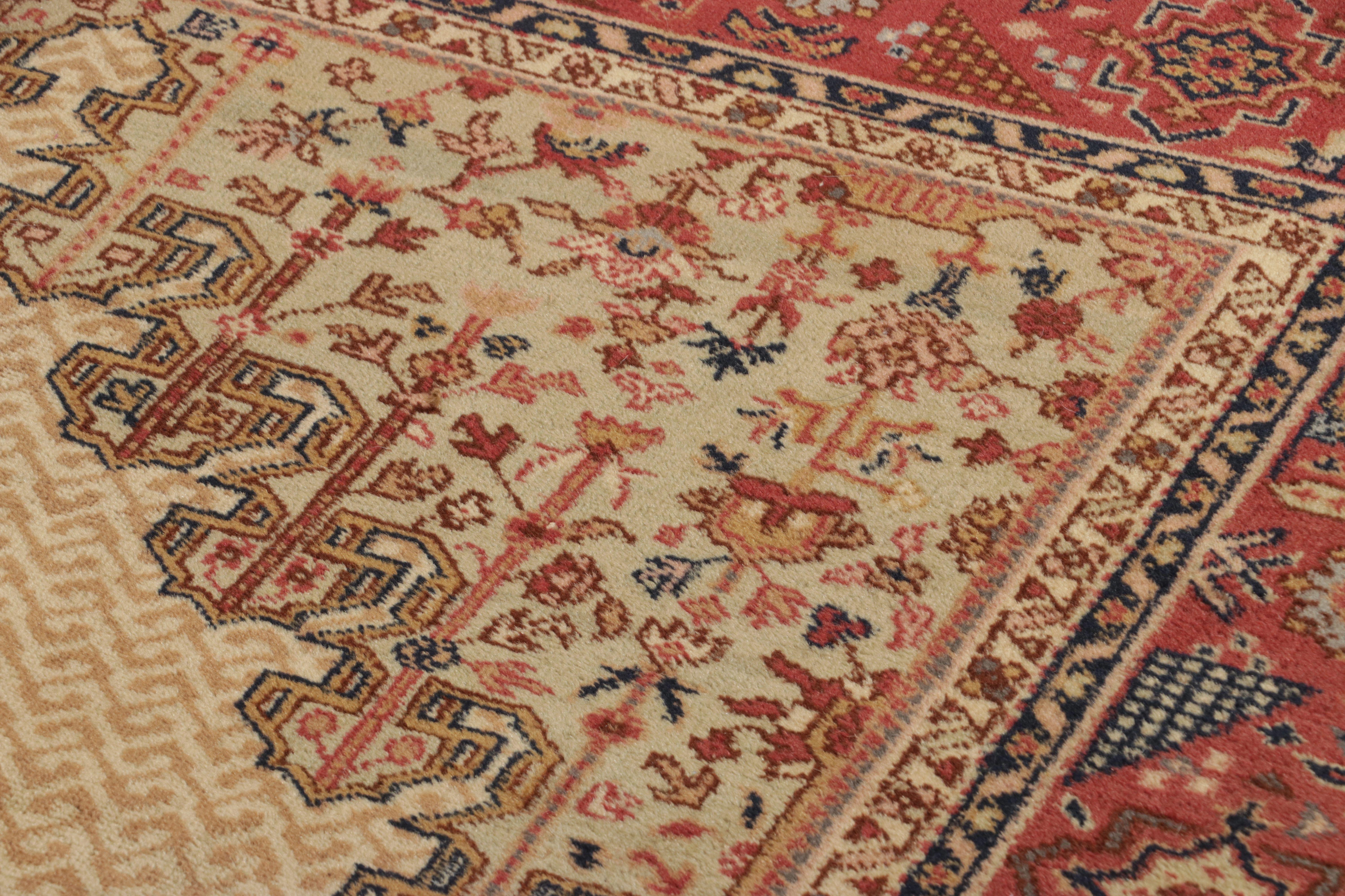 Heriz Serapi Ancien tapis persan Serapi en marron avec médaillon géométrique rouge - Rug & Kilim en vente